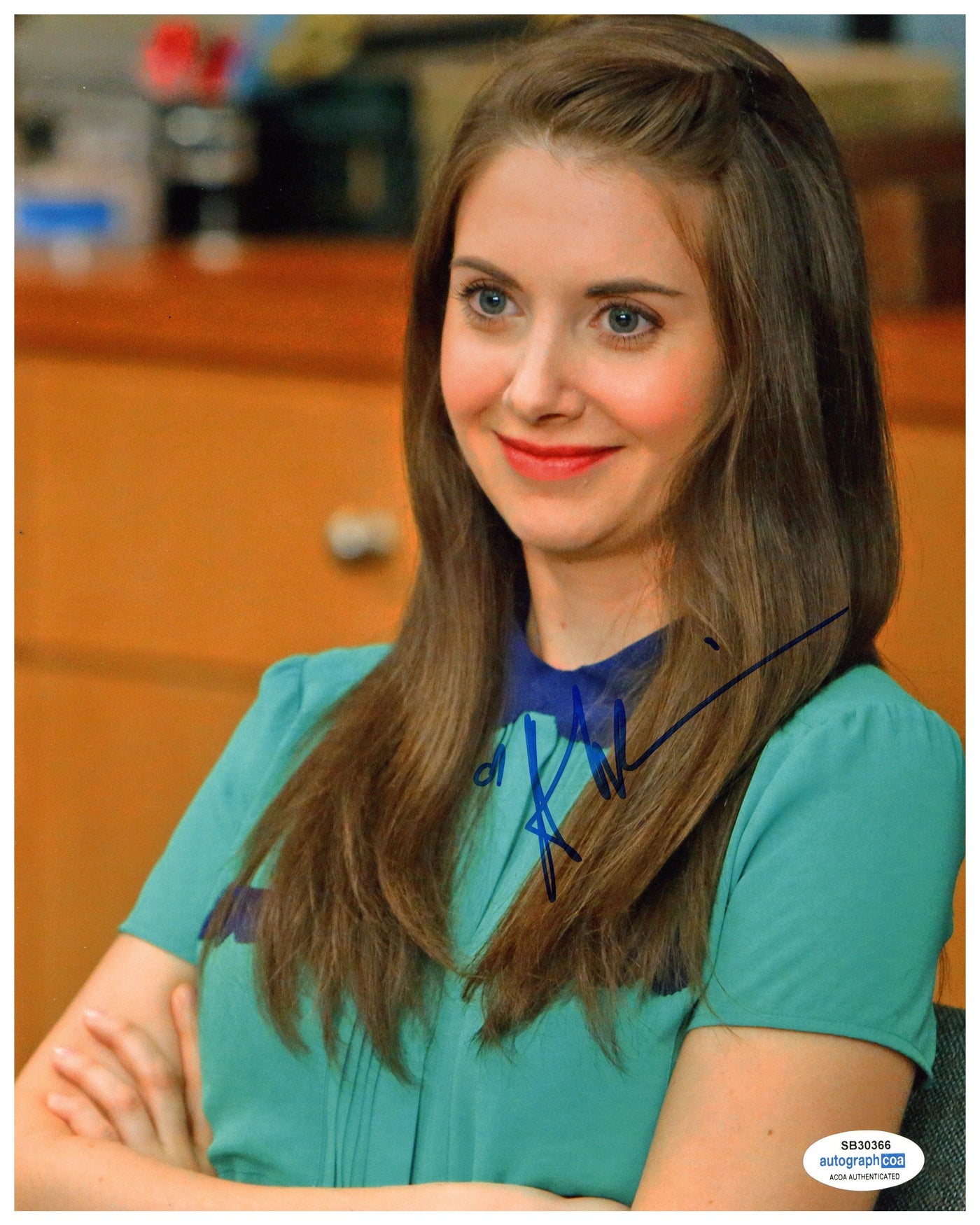 ALISON BRIE SIGNED 8X10 PHOTO Community Annie Edison AUTOGRAPH AutographCOA