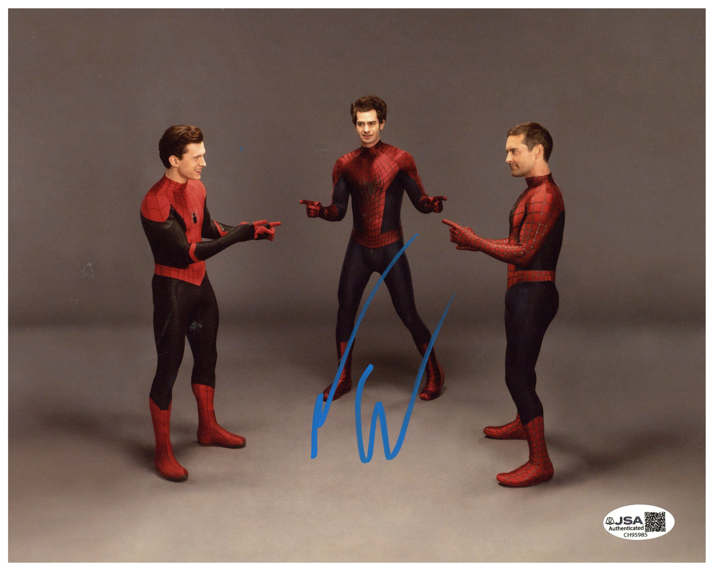 ANDREW GARFIELD SIGNED 8X10 PHOTO Spider-Man Autographed JSA COA B