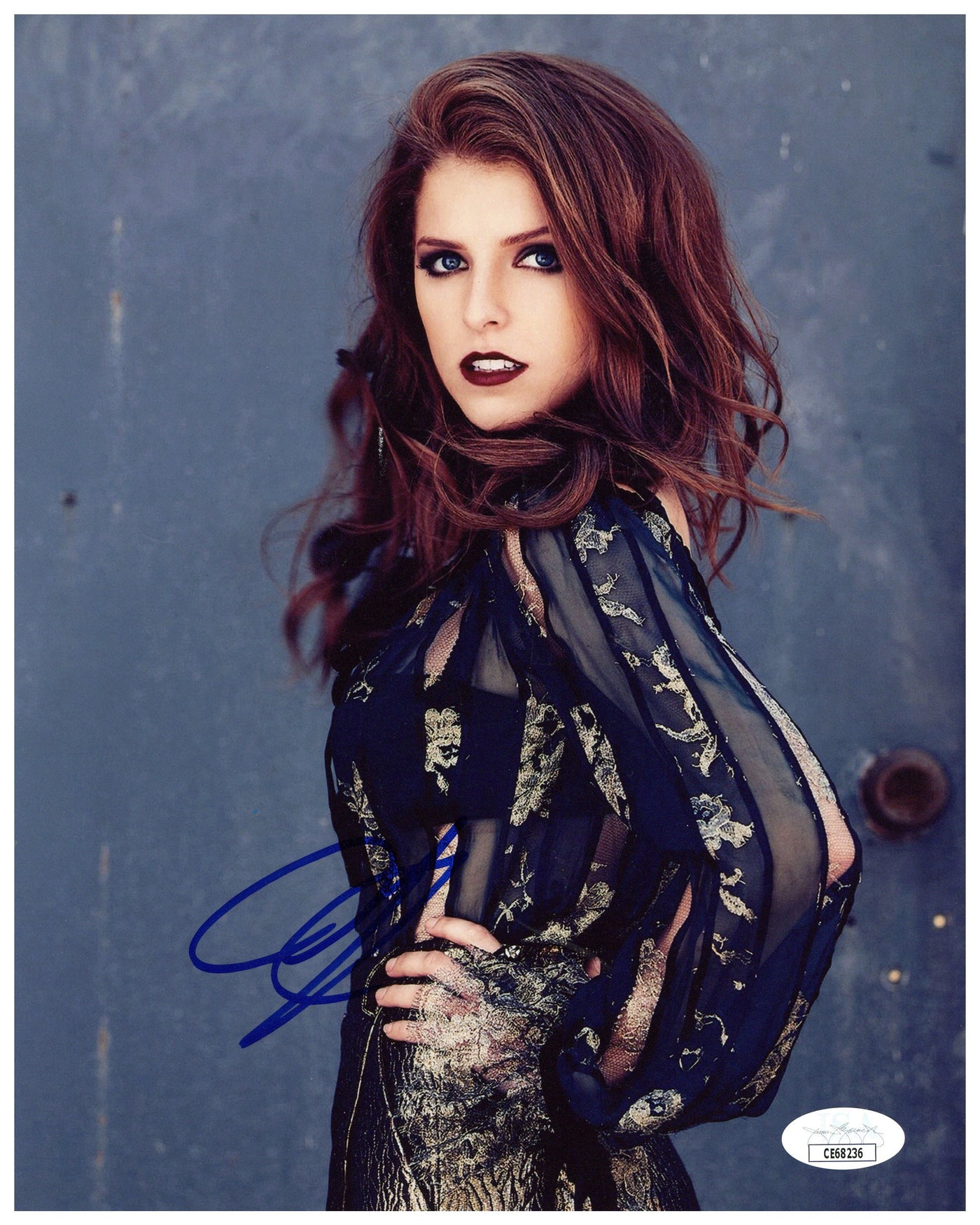 Anna Kendrick Signed 8x10 Photo Pitch Perfect Autographed JSA COA 4