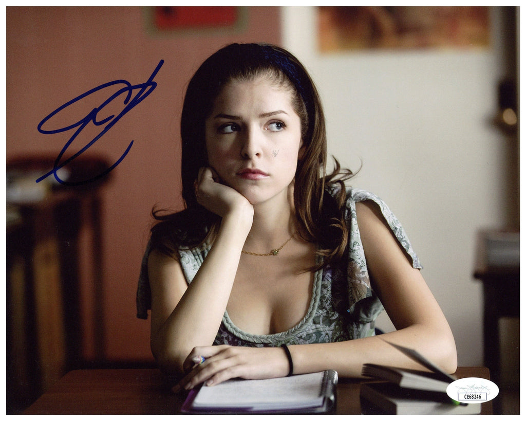 Anna Kendrick Signed 8x10 Photo The Twilight Saga New Moon