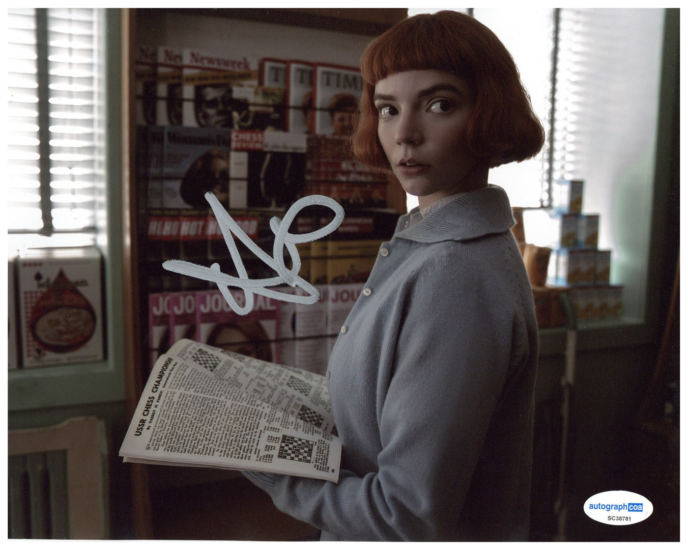 Anya Taylor-Joy Signed 8x10 Photo Queen's Gambit Autographed ACOA #5