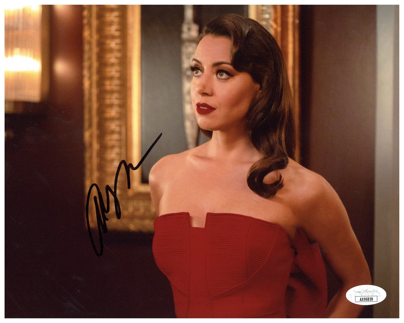 Aubrey Plaza Signed 8x10 Photograph Authentic Autographed JSA COA