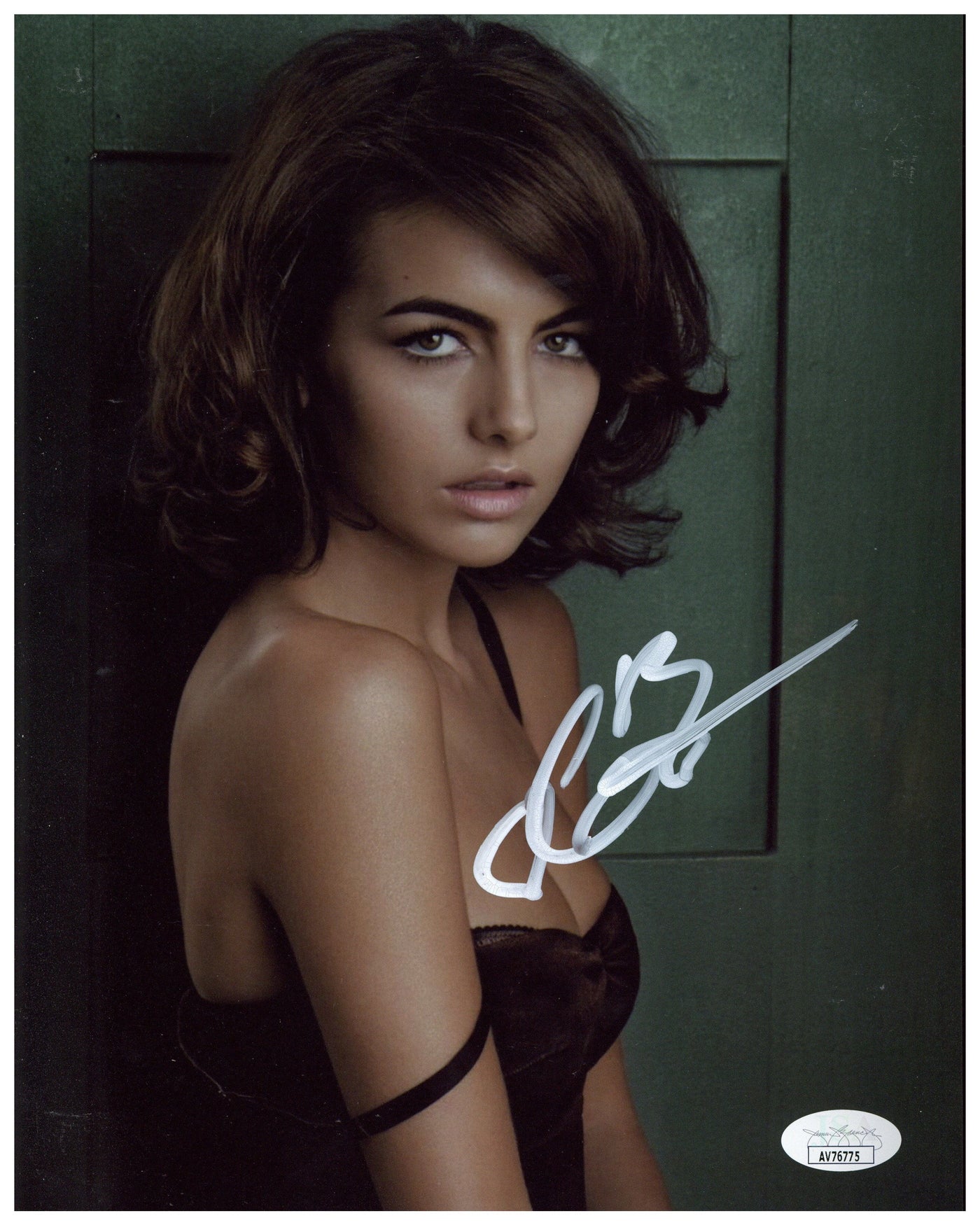 Camilla Belle Signed 8x10 Photo The Jurassic Park Autographed JSA COA