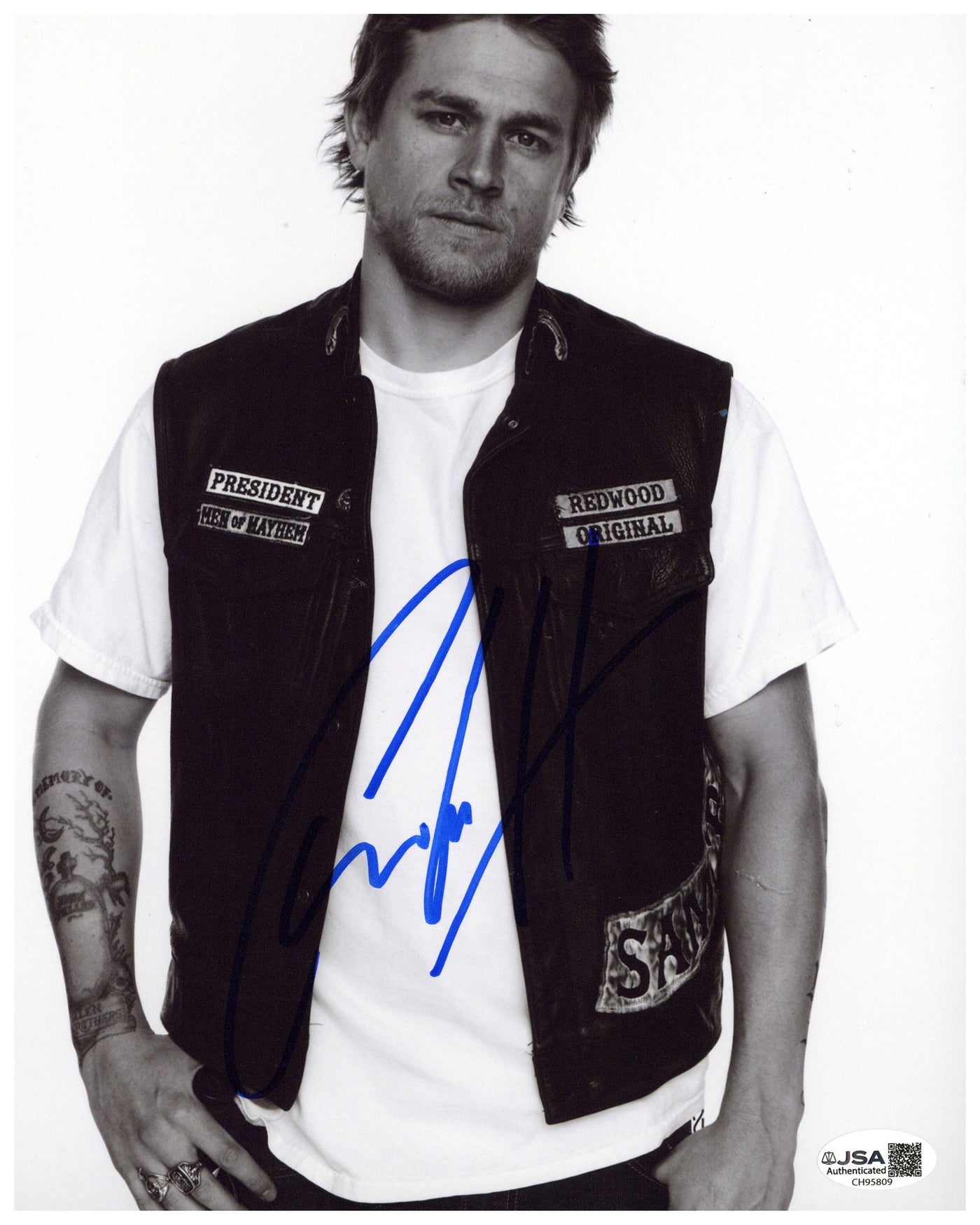 Charlie Hunnam Signed 8x10 Photo Sons of Anarchy Jax Autographed JSA COA 2
