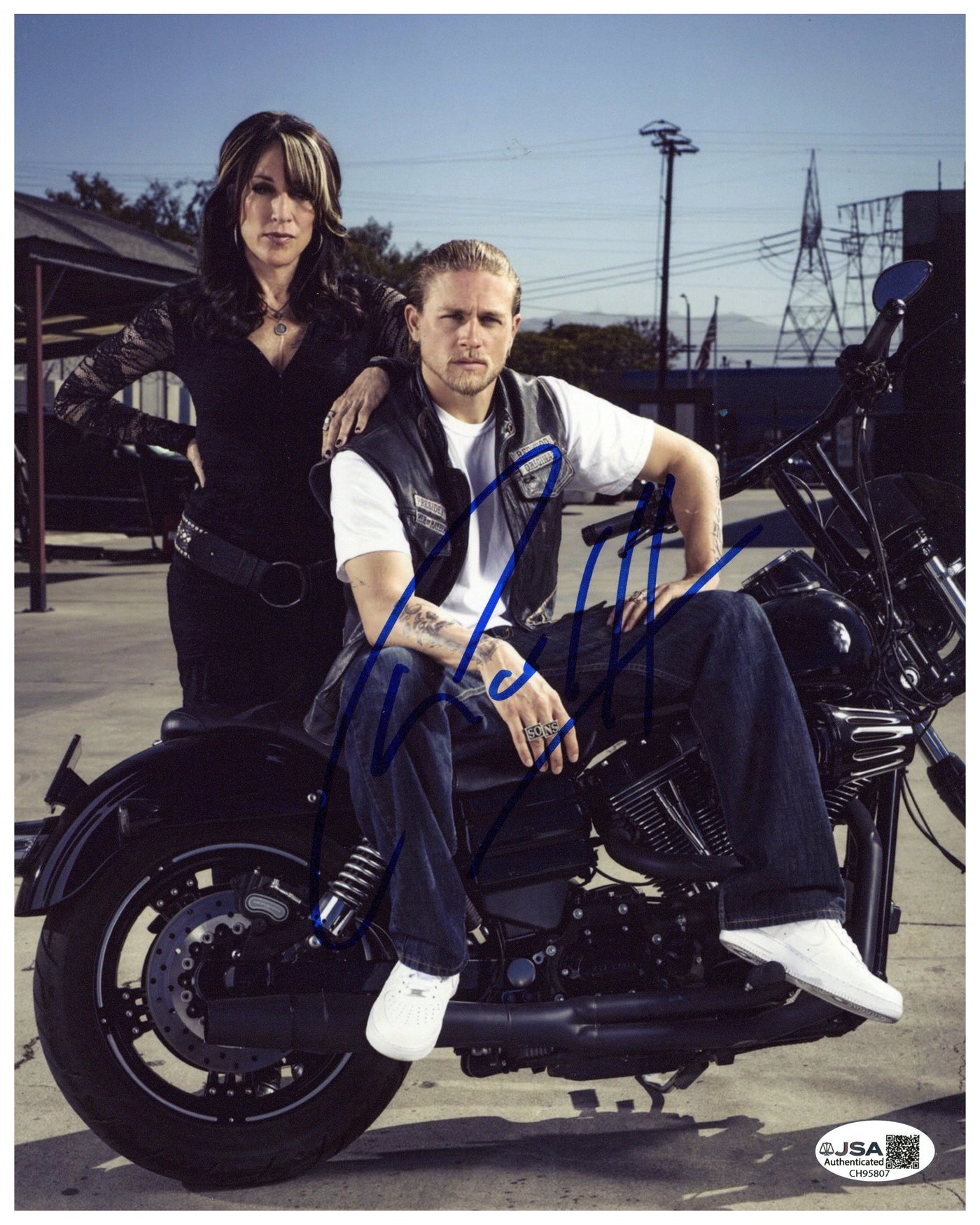 Charlie Hunnam Signed 8x10 Photo Sons of Anarchy Jax Autographed JSA COA 2