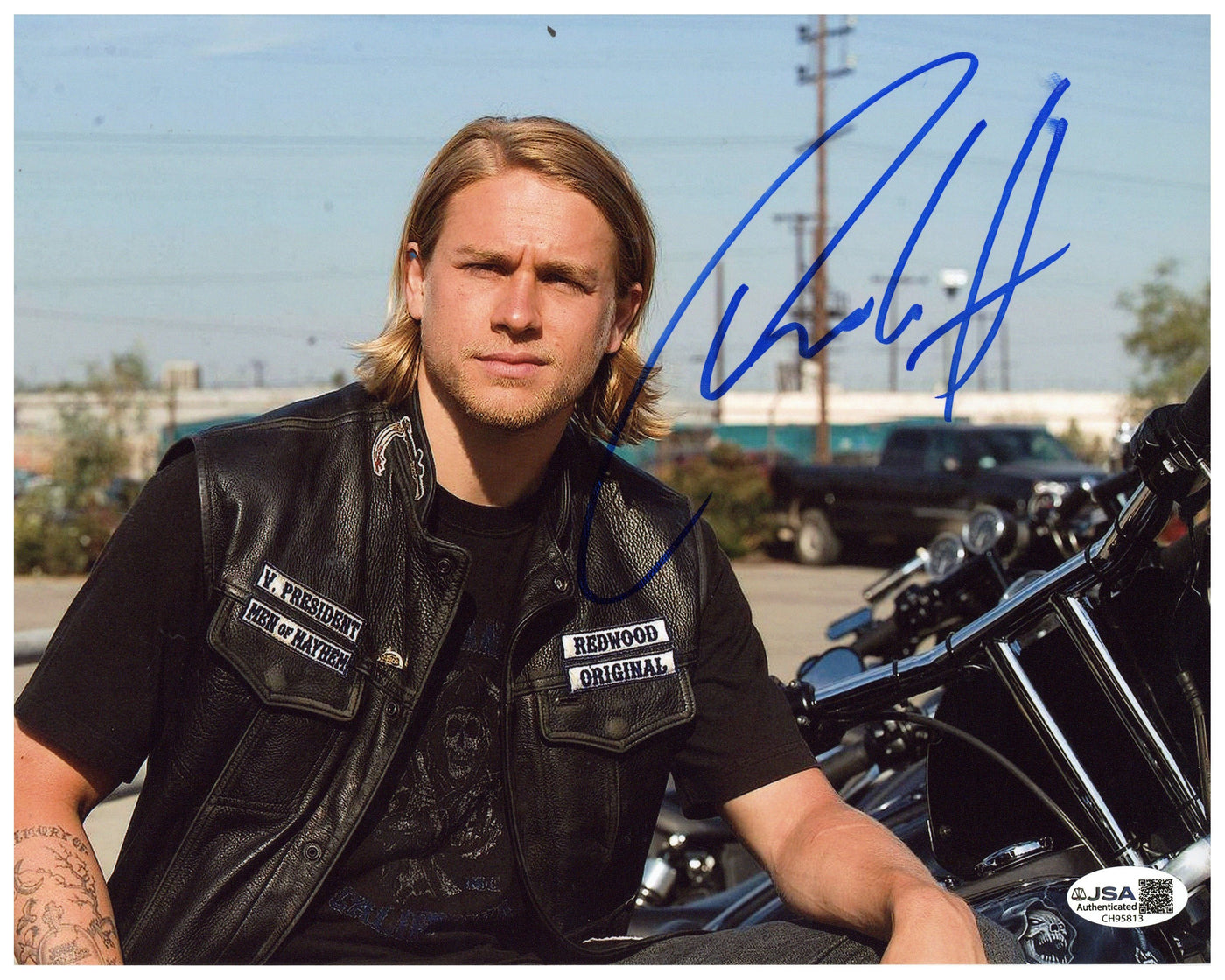Charlie Hunnam Signed 8x10 Photo Sons of Anarchy Jax Autographed JSA COA
