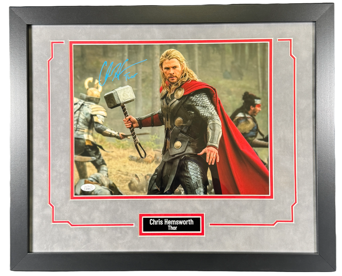 Chris Hemsworth Signed Custom Framed Marvel Thor 11x14 Photo JSA COA