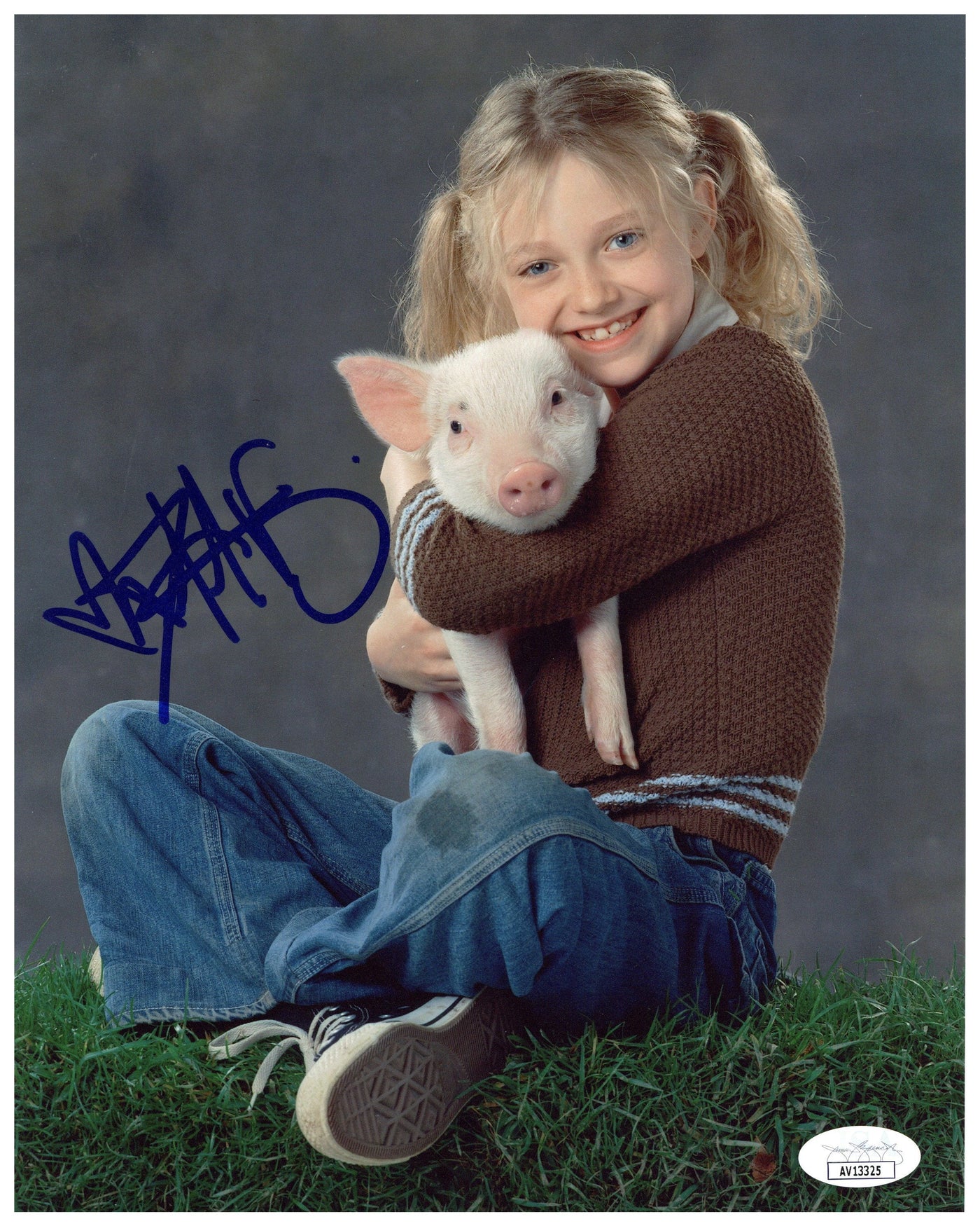 Dakota Fanning Signed 8x10 Photo Charlotte's Web Autographed JSA COA