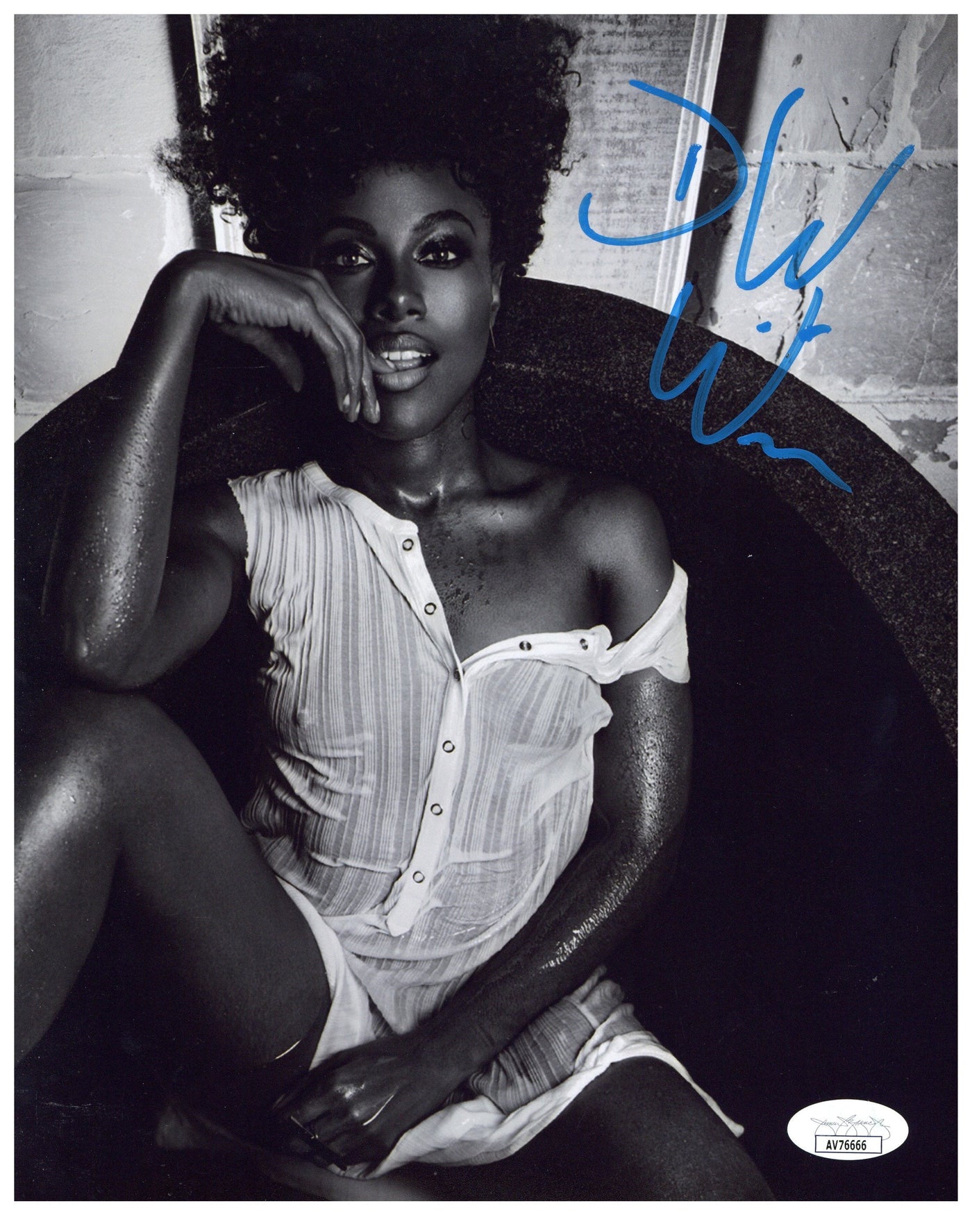 DeWanda Wise Signed 8x10 Photo Jurassic Park Autographed JSA COA