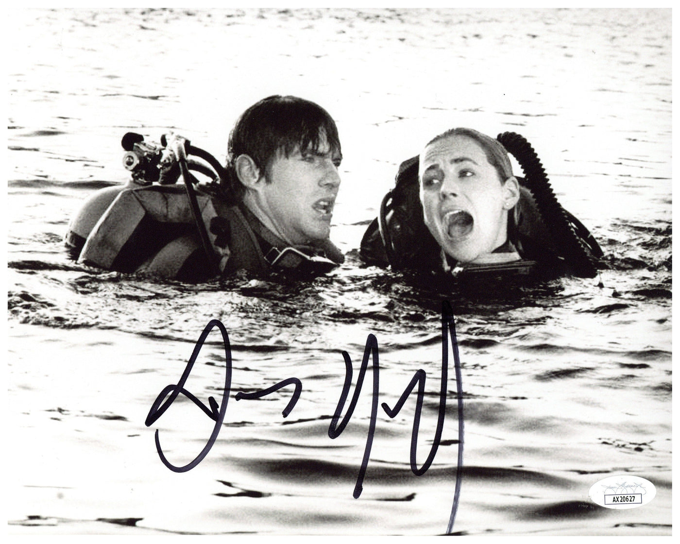 Dennis Quaid Signed 8x10 Photo JAWS 3D Autographed JSA COA