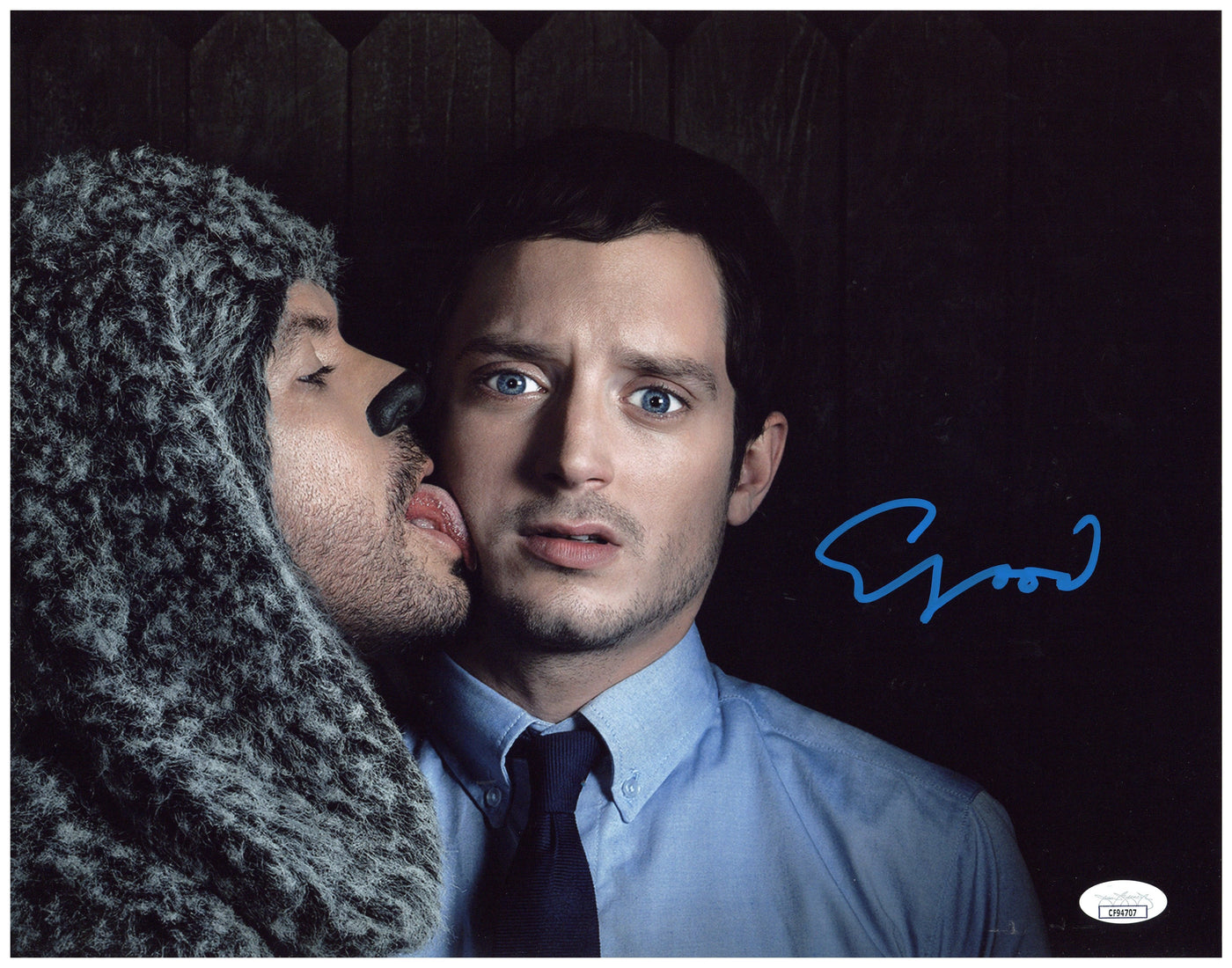 Elijah Wood Signed 11x14 Photo Wilfred Autographed JSA COA