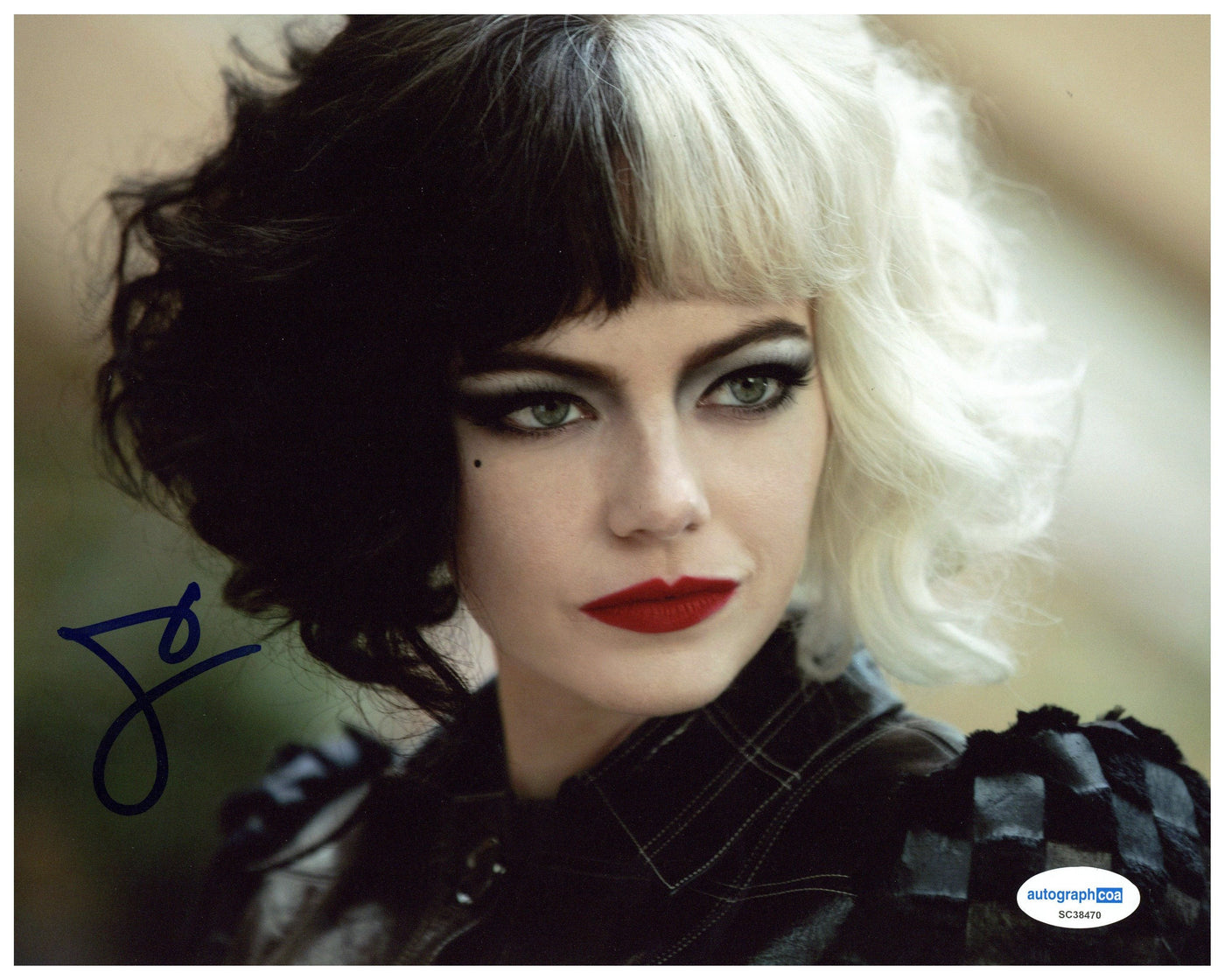 Emma Stone Signed 8x10 Photo Disney Cruella Autographed ACOA COA #2