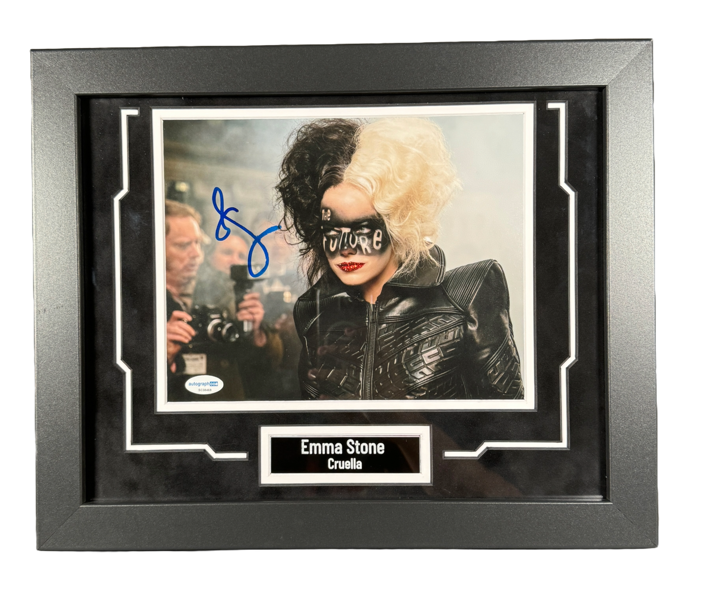 Emma Stone Signed 8x10 Photo Disney Cruella Custom Framed ACOA