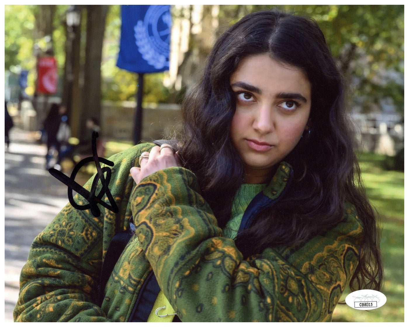 Geraldine Viswanathan Signed 8x10 Photo Cat Person Autographed JSA COA