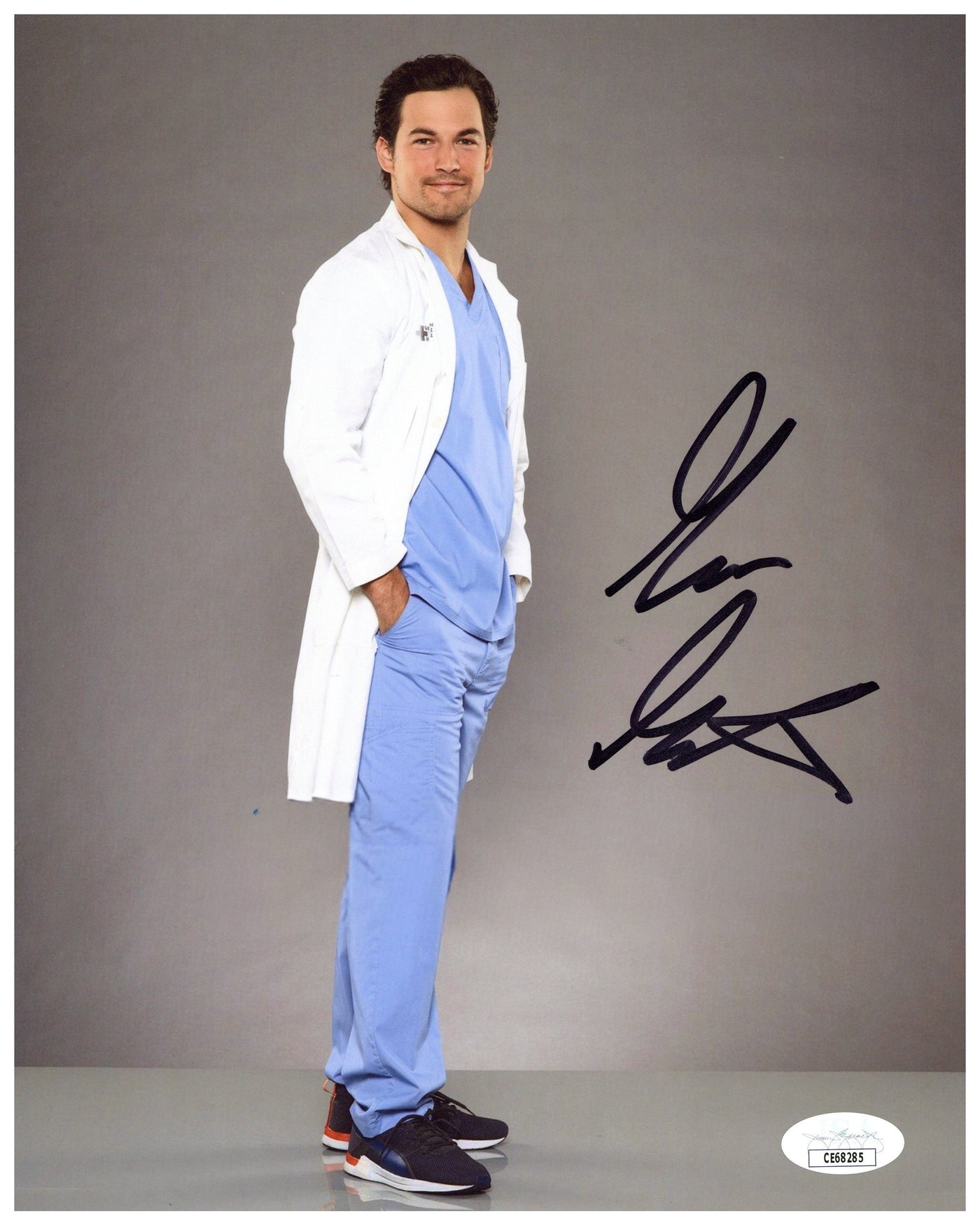 Giacomo Gianniotti Signed 8x10 Photo Grey’s Anatomy Autographed JSA COA