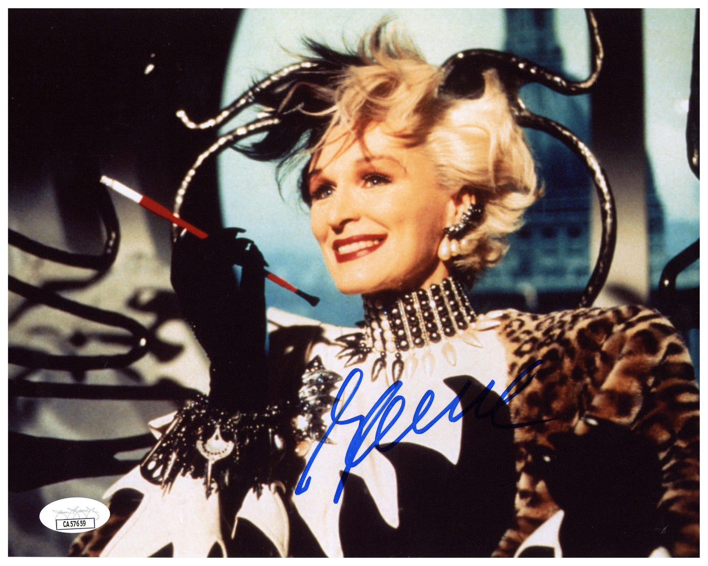 Glen Close Signed 8x10 Photo 101 Dalmatians Cruella de Vil Autographed JSA COA