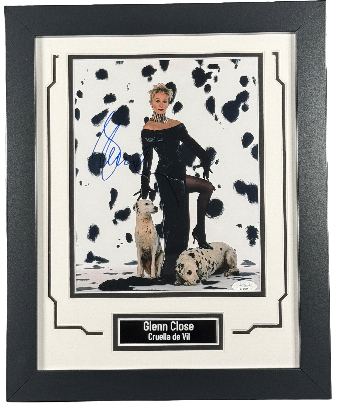 Glenn Close Signed 8x10 Photo 101 Dalmatians Cruella de Vil Autographed JSA COA