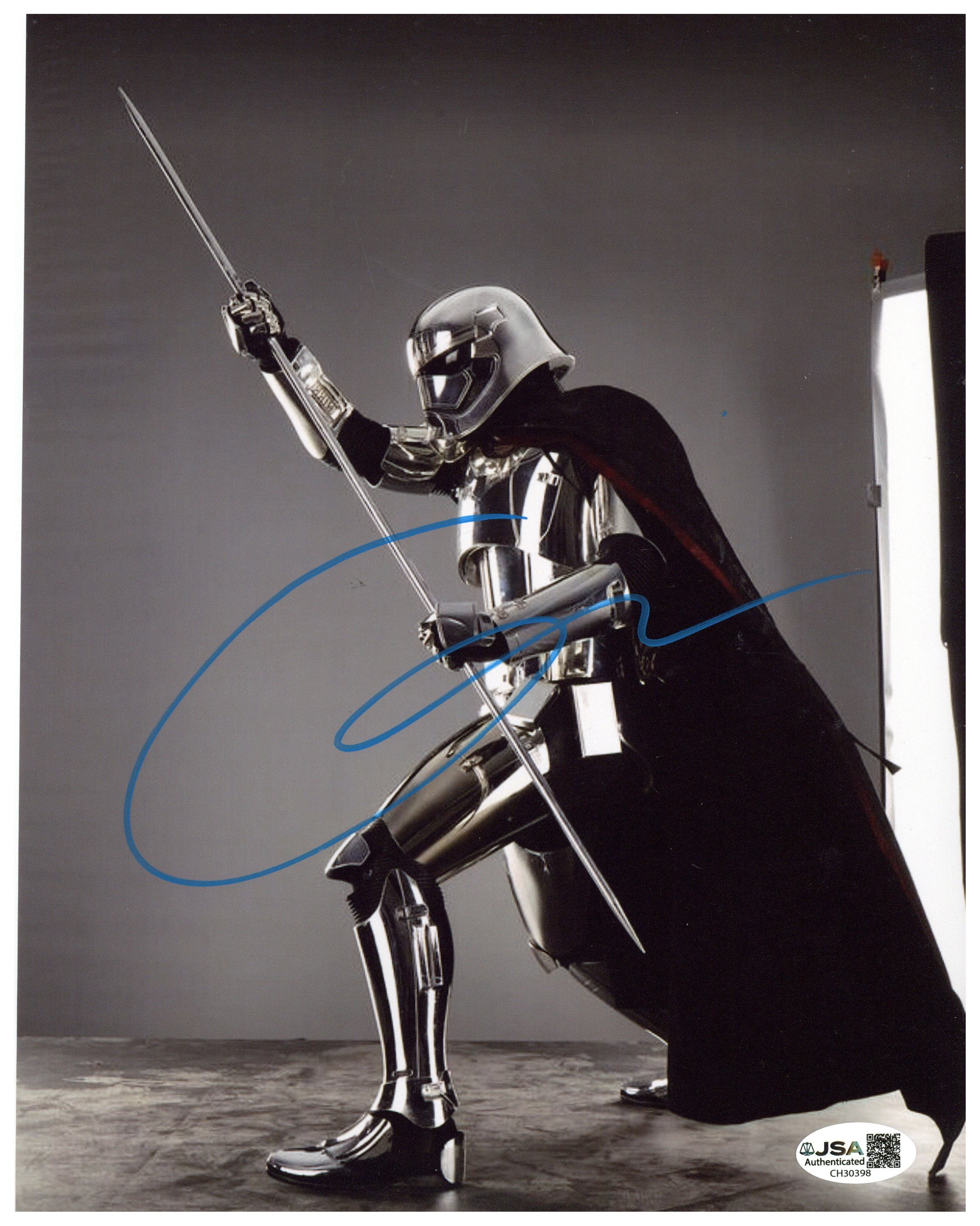 Gwendoline Christie Signed 8x10 Photo Star Wars Autographed JSA COA 4