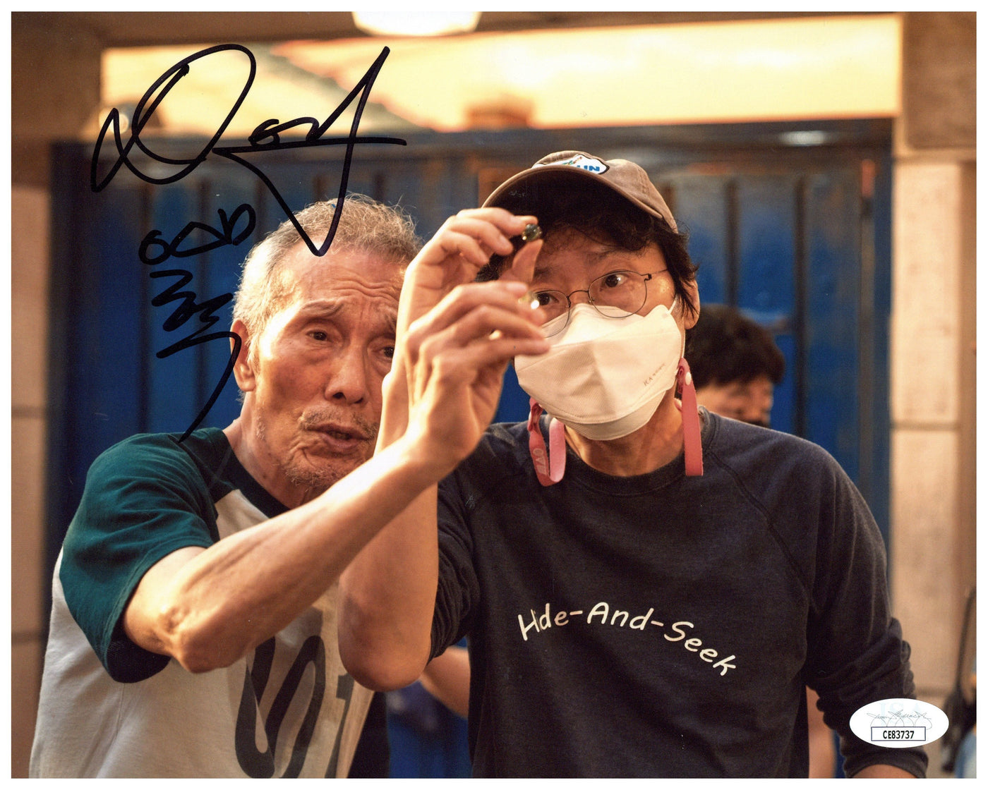 Hwang Dong-hyuk Signed 8x10 Photo Squid Games Autographed JSA COA 2