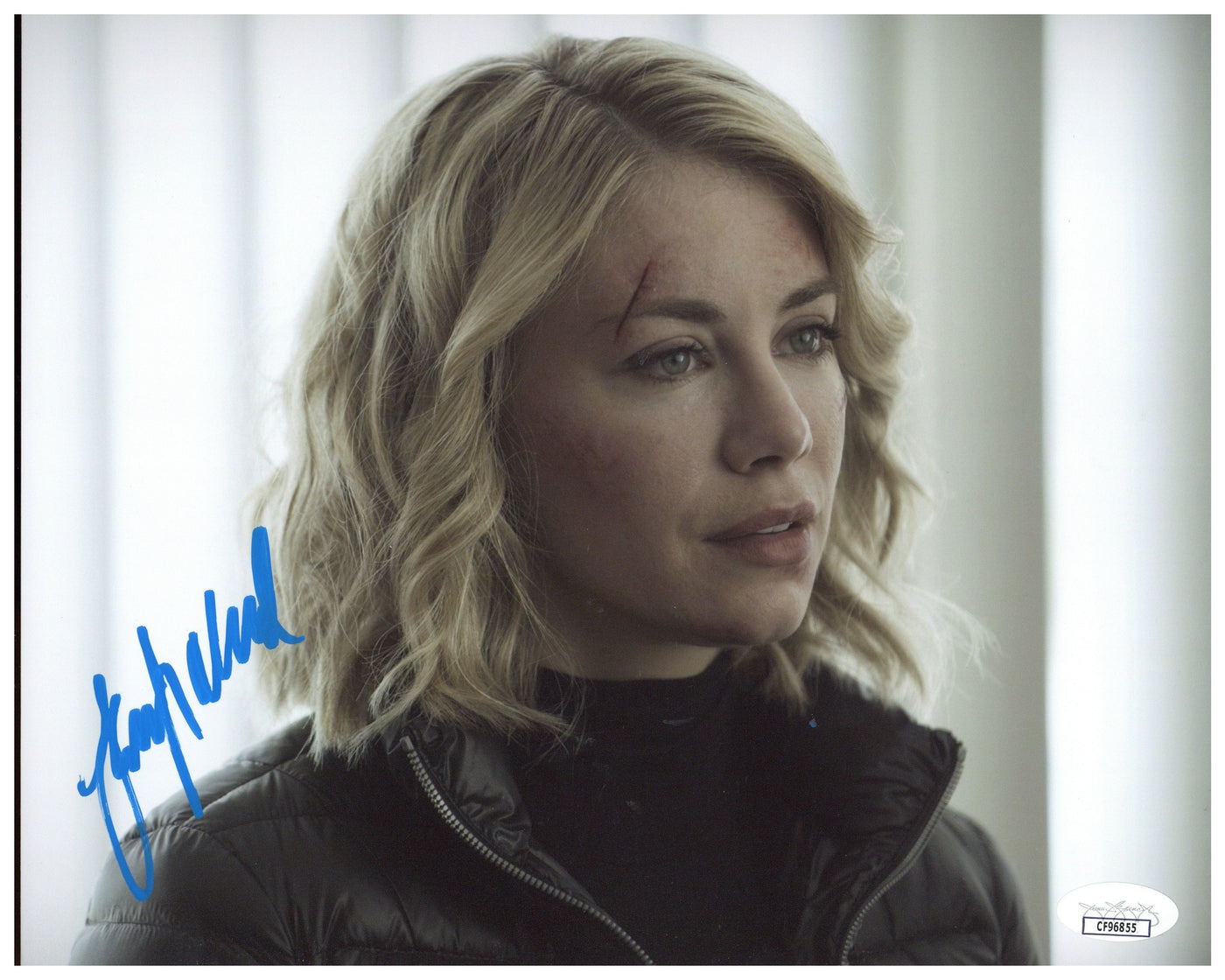 Jennifer Holland Signed 8x10 Photo Peacemaker Autographed JSA COA 6