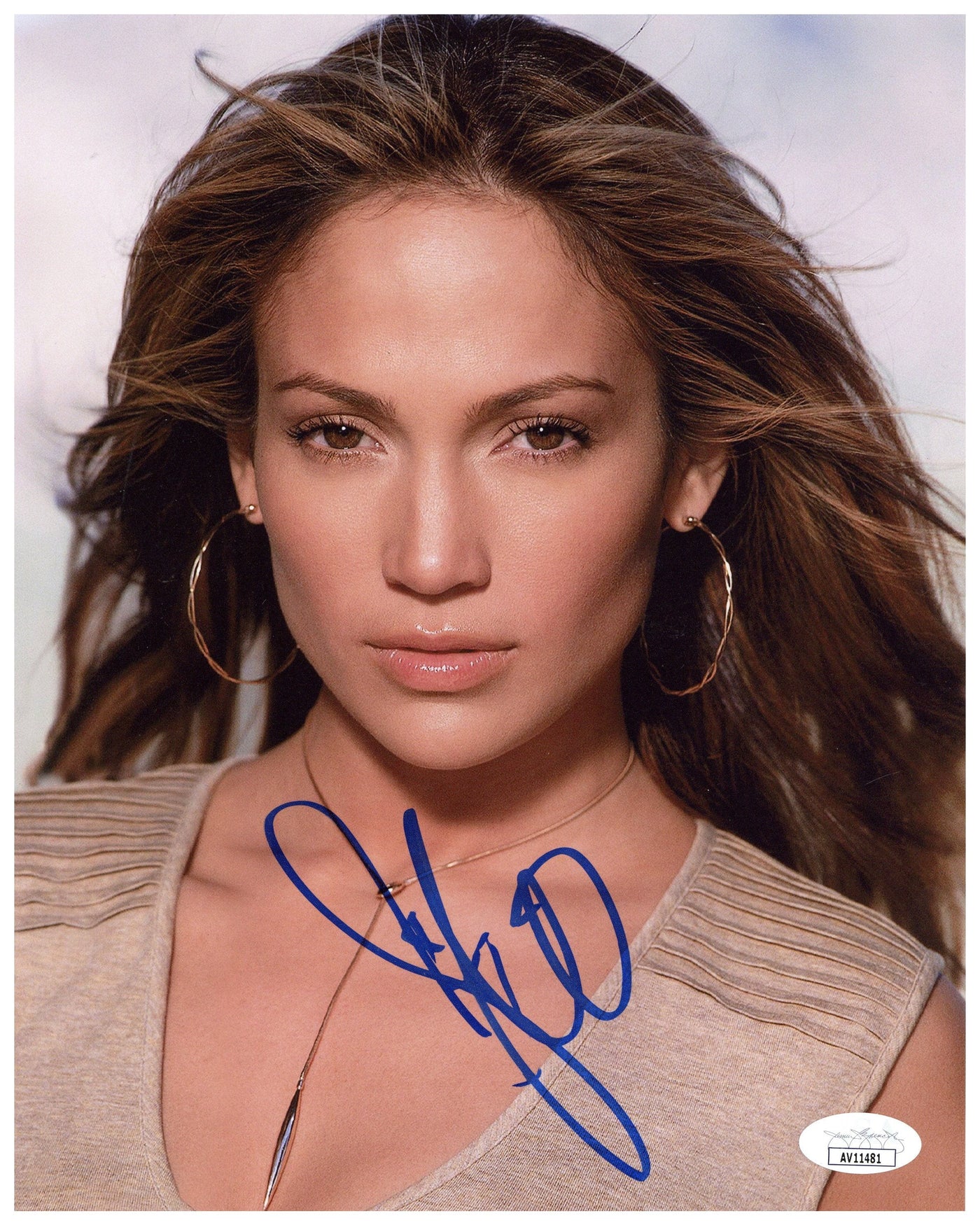 Jenninfer Lopez Signed 8x10 Photo Authentic Autographed JSA COA