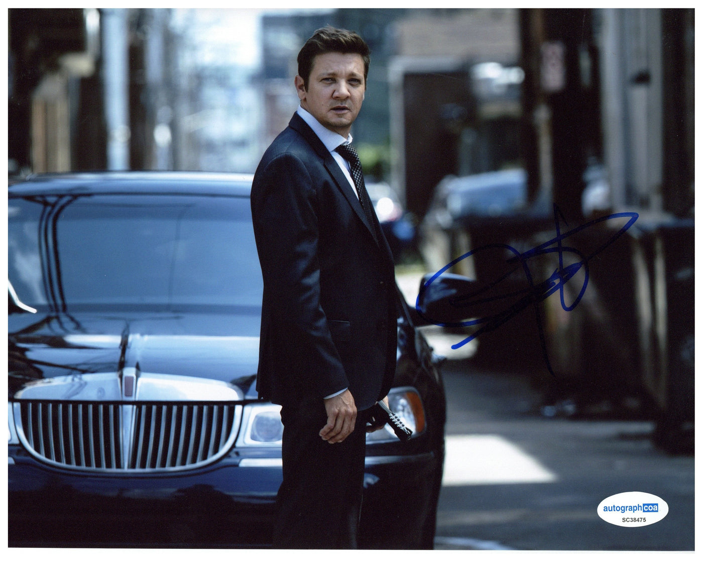 Jeremy Renner Signed 8x10 Photo Mayor of Kingstown Autographed ACOA COA #2
