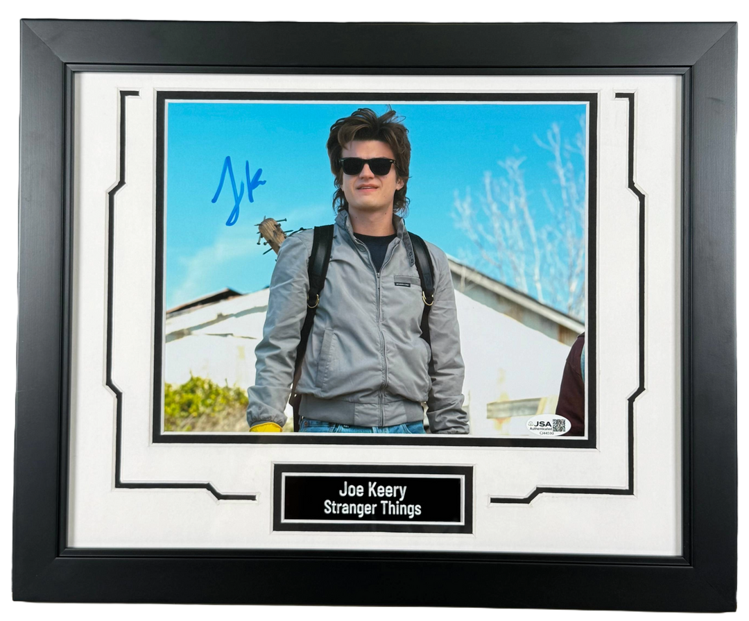 stranger things スティーブ　サインカード　ジョーキーリー Joe Keery Signed 8x10 Photo Framed Stranger Things Steve