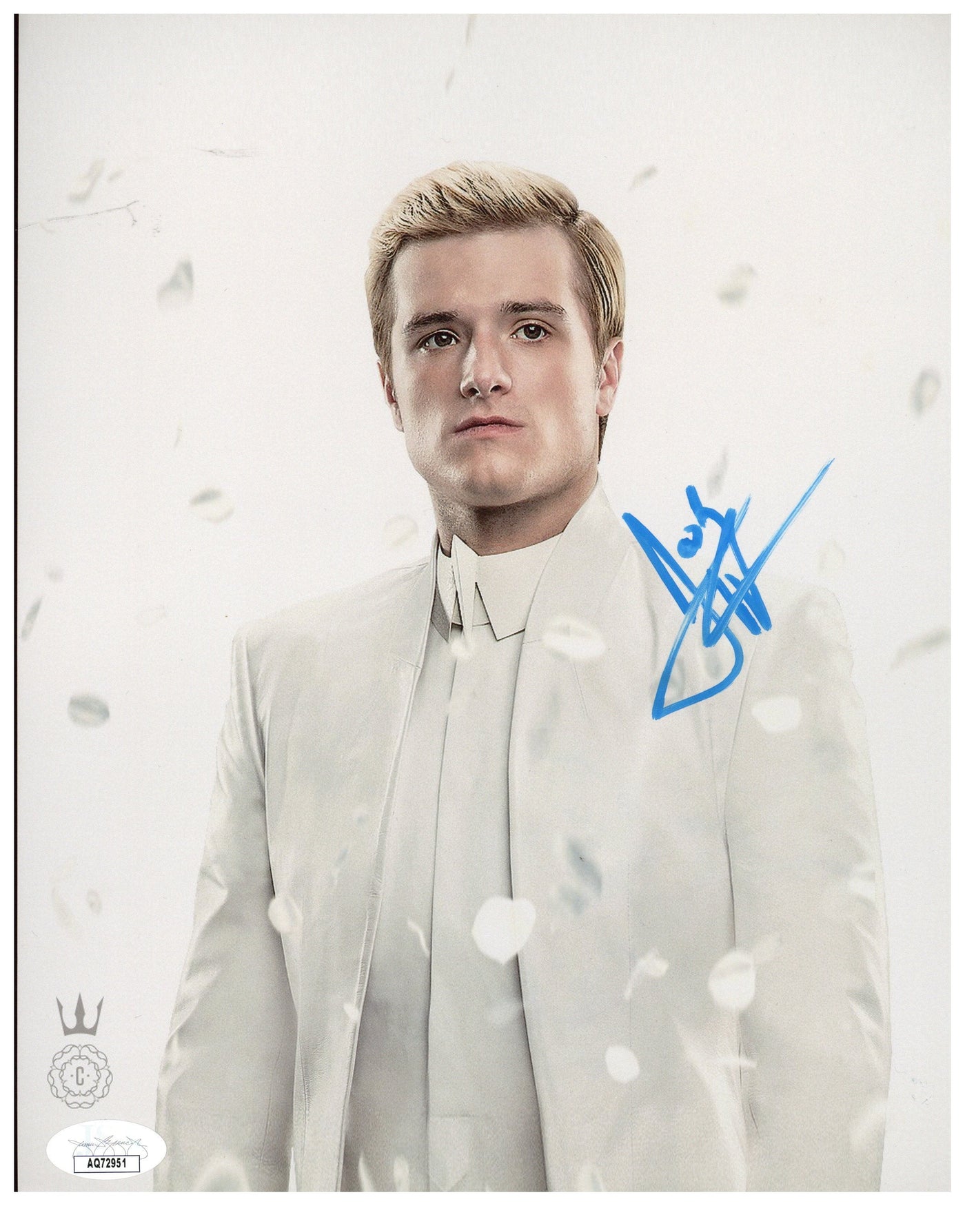 Josh Hutcherson Signed 8x10 Photo The Hunger Games Peeta Mellark Autographed JSA 3
