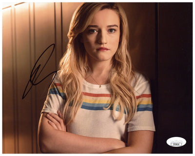 Julia Garner Signed 8x10 Photo Dirty John Autographed JSA COA
