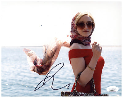 Julia Garner Signed 8x10 Photo Inventing Anna Autographed JSA COA