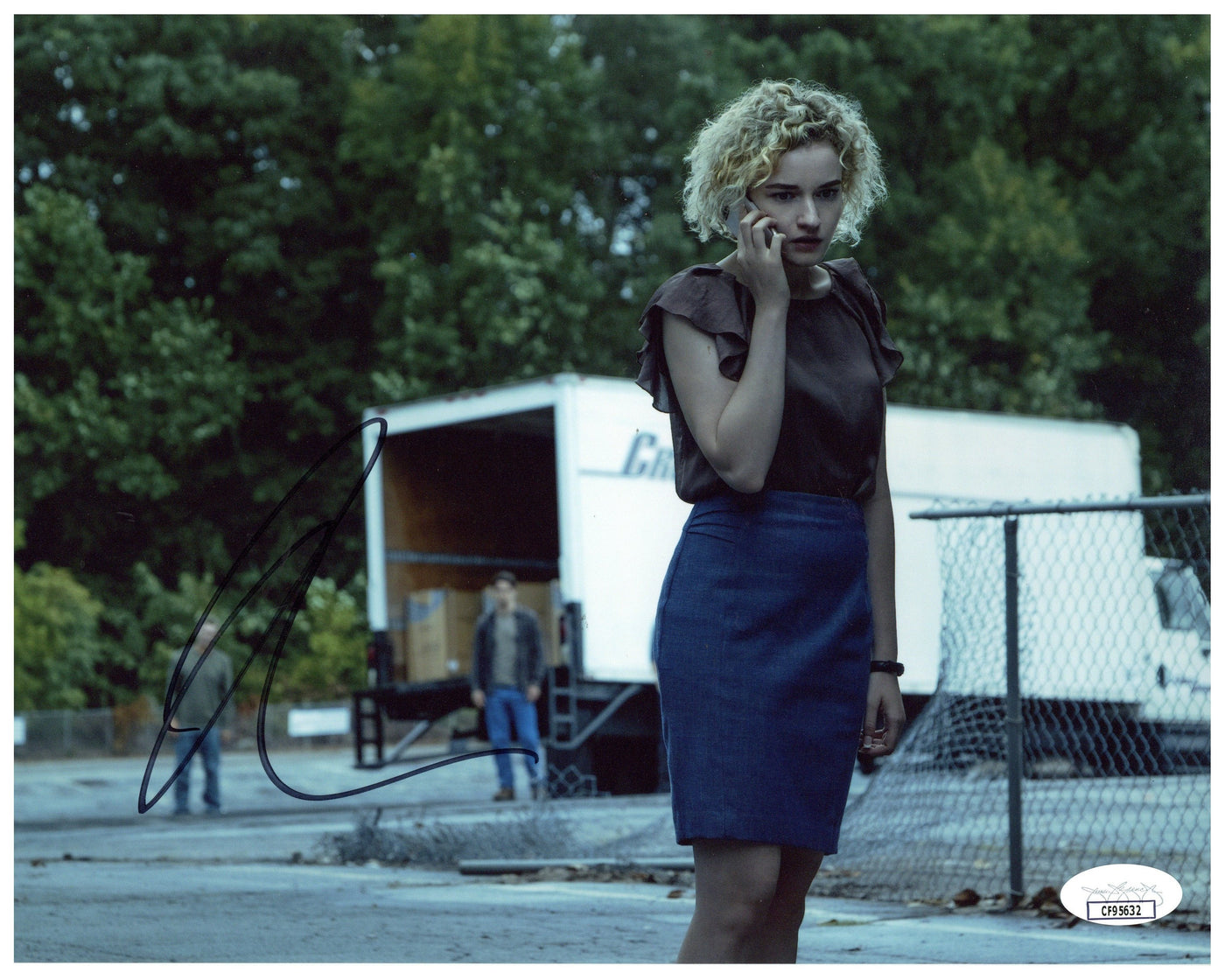 Julia Garner Signed 8x10 Photo Ozark Ruth Autographed JSA COA 2