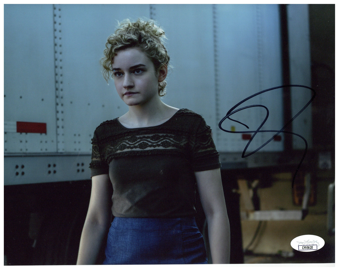 Julia Garner Signed 8x10 Photo Ozark Ruth Autographed JSA COA