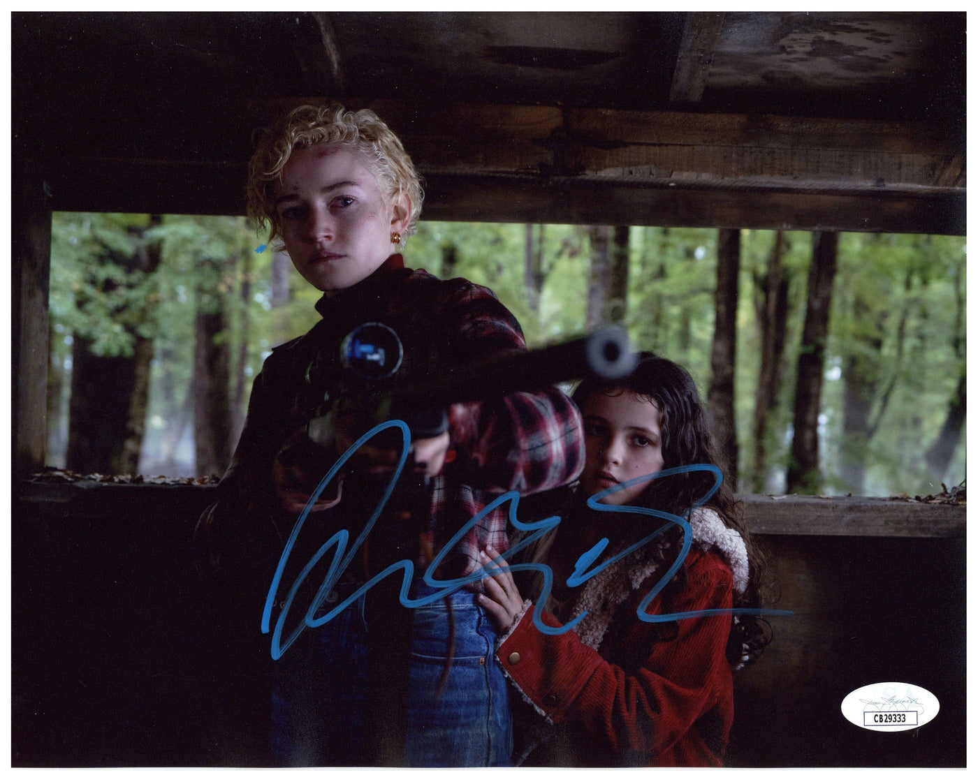 Julia Garner Signed 8x10 Photo Wolf Man Autographed JSA COA