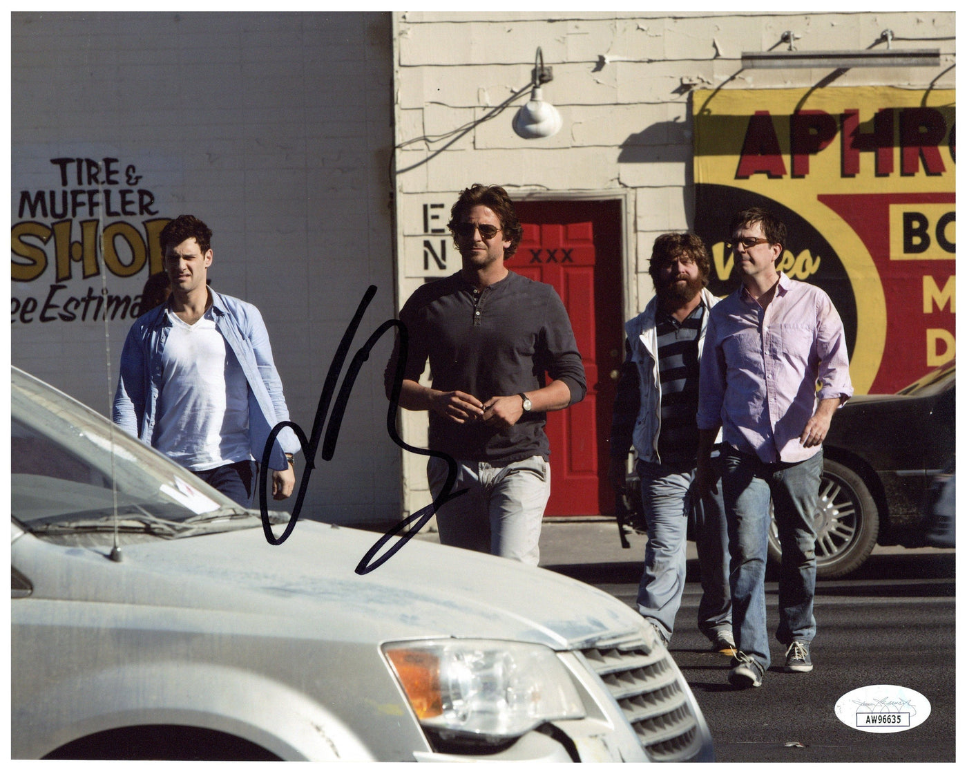 Justin Bartha Signed 8x10 Photo The Hangover Doug Autographed JSA COA