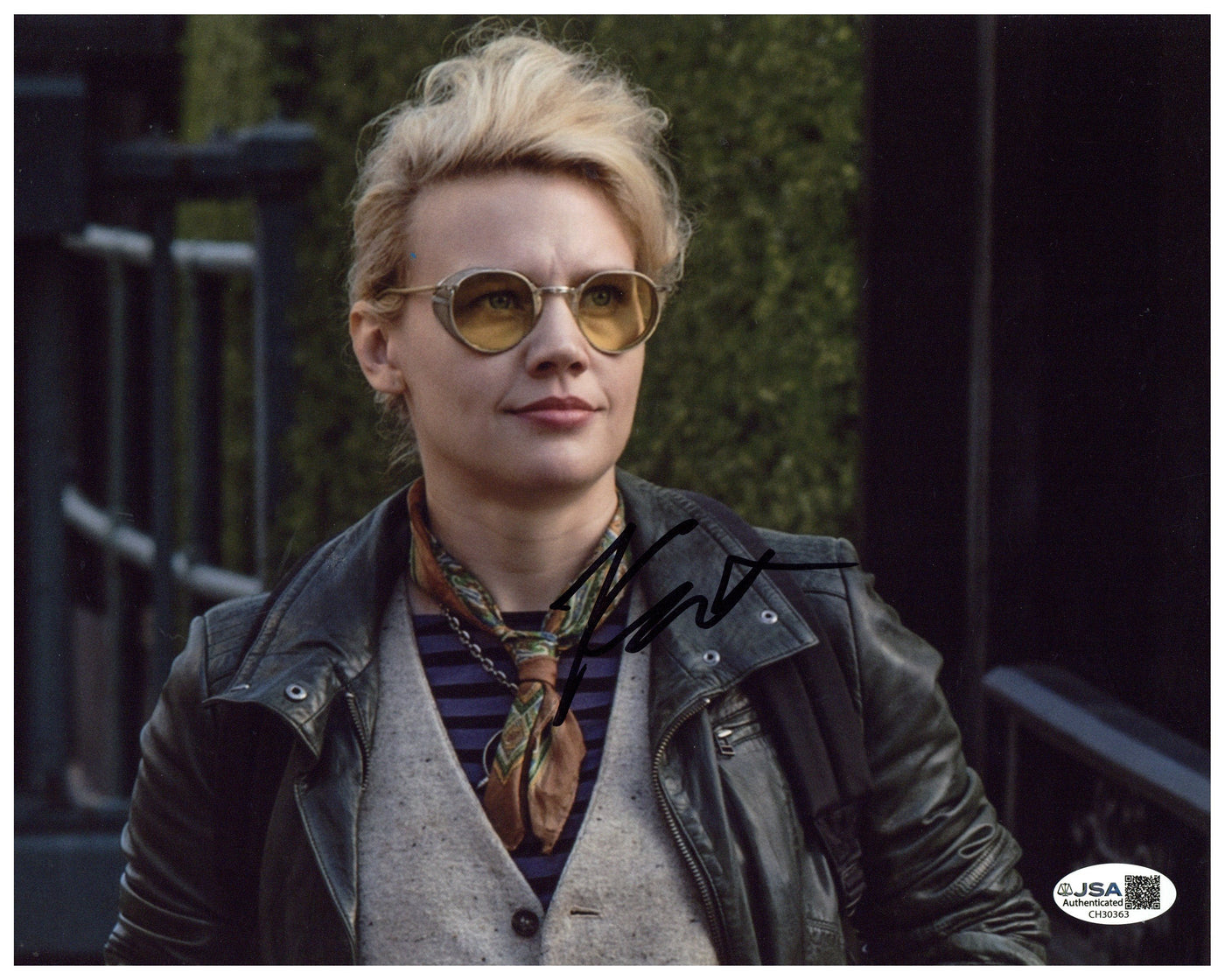 Kate McKinnon Signed 8x10 Photo Ghostbusters Autographed JSA COA 4