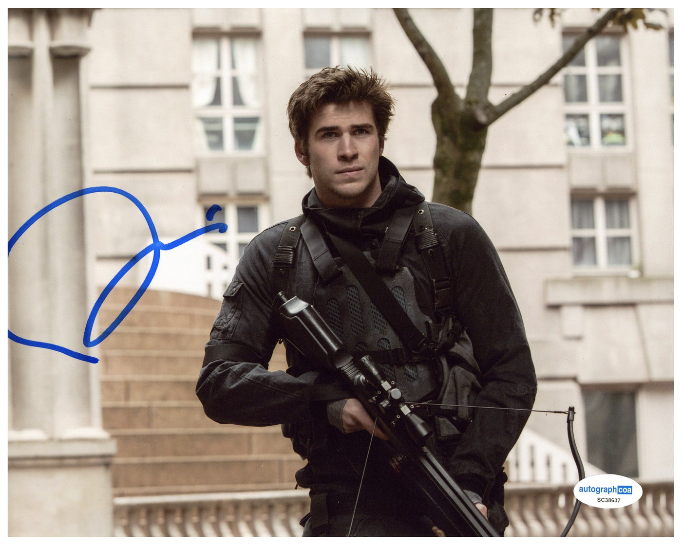 Liam Hemsworth Signed 8x10 Photo The Hunger Games Autographed AutographCOA 5