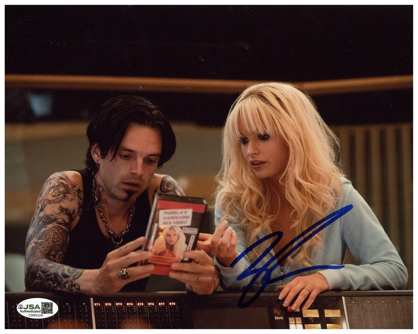 Lily James Signed 8x10 Photo Pam and Tommy Autographed JSA COA 4