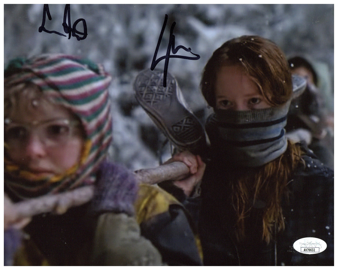 Liv Hewson & Samantha Hanratty Signed 8x10 Photo Yellowjackets Autographed JSA COA