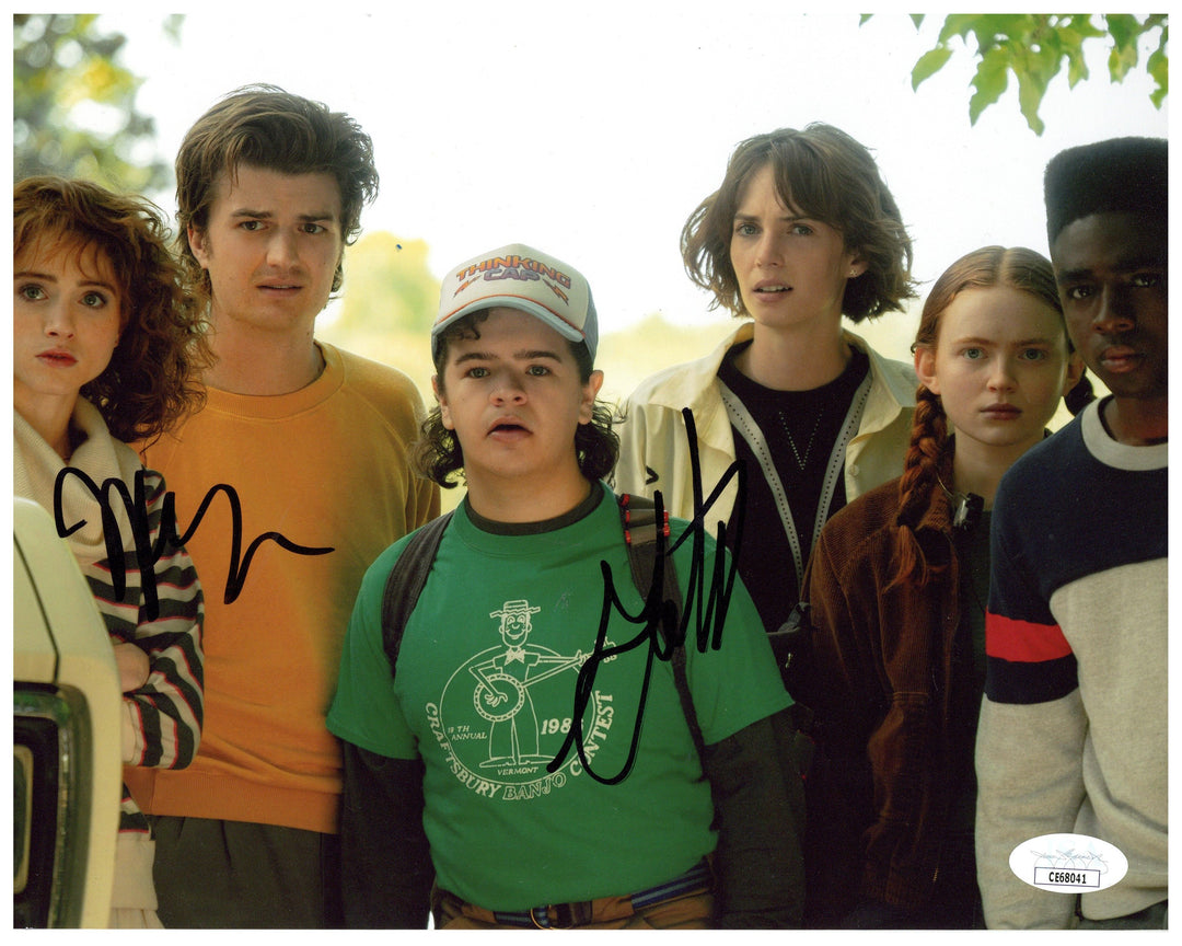 Natalia Dyer & Gaten Matarazzo Signed 8x10 Photo Stranger Things