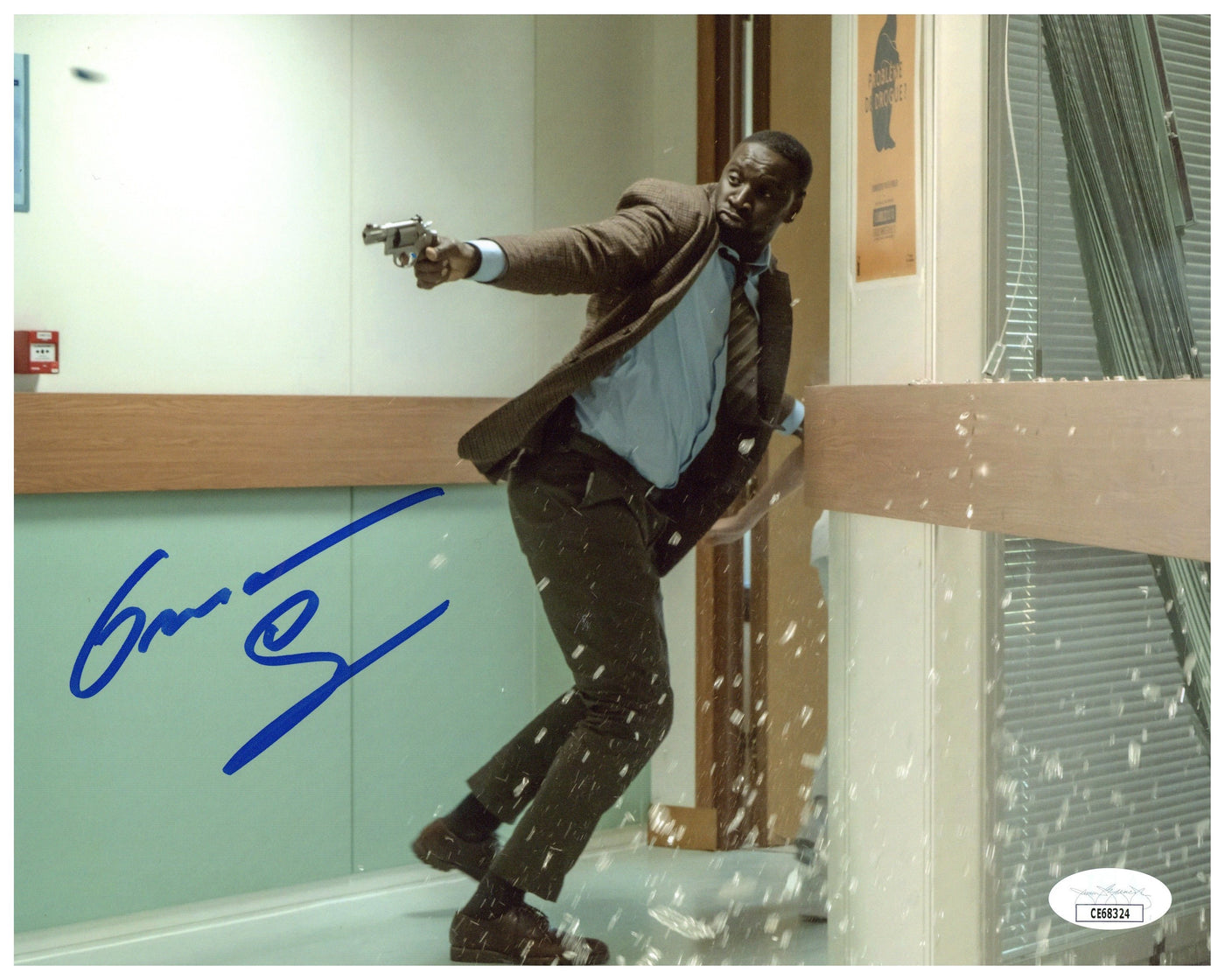 Omar Sy Signed 8x10 Photo The Killer Autographed JSA COA