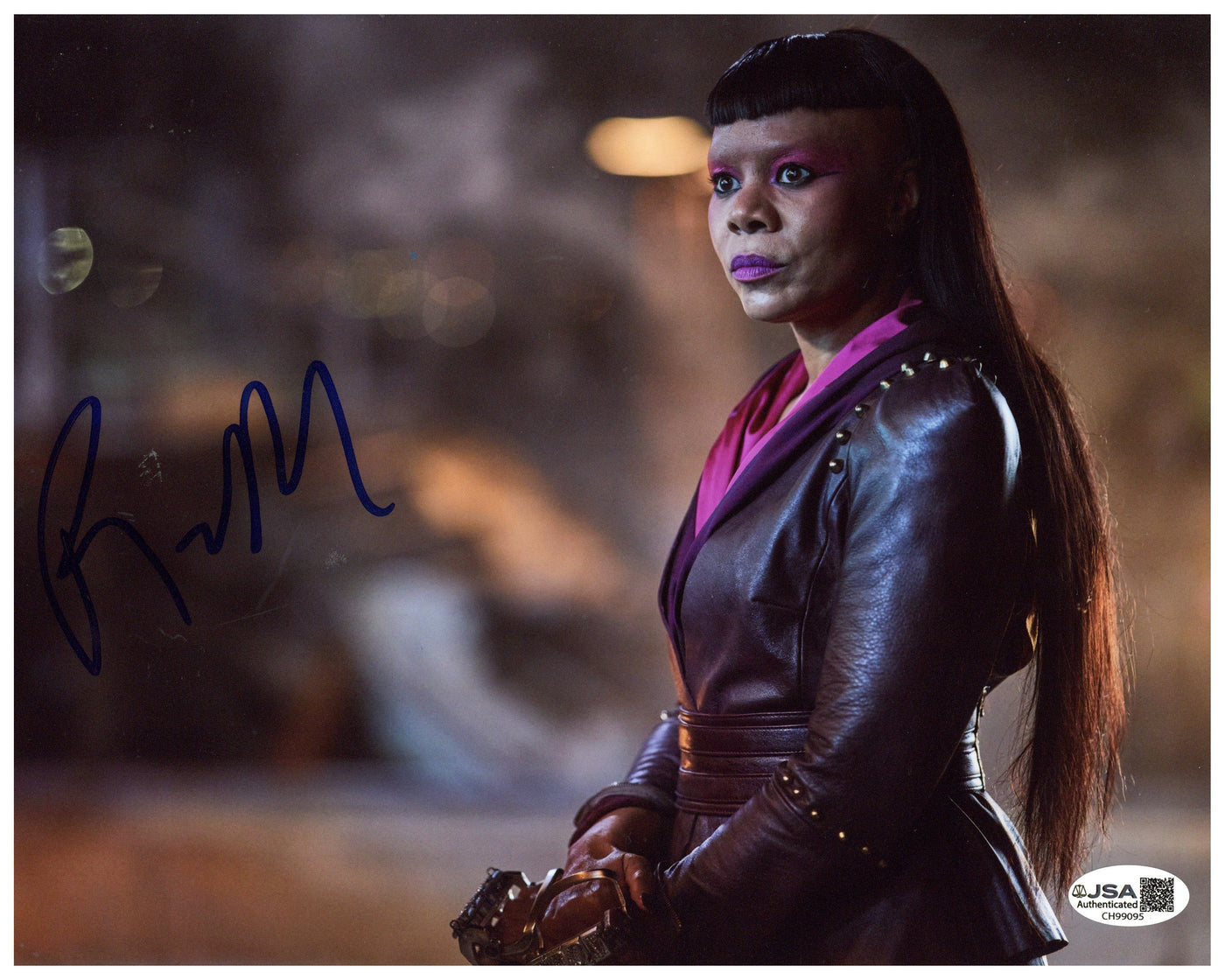 Regina Hall Signed 8x10 Photo O'Dessa Autographed JSA COA