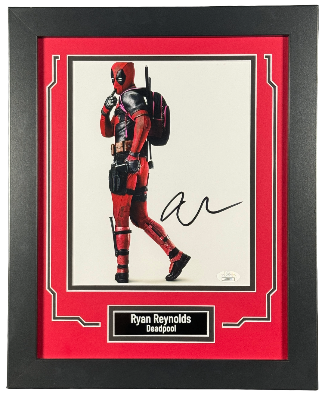 Ryan Reynolds autographed hotsell 8x10