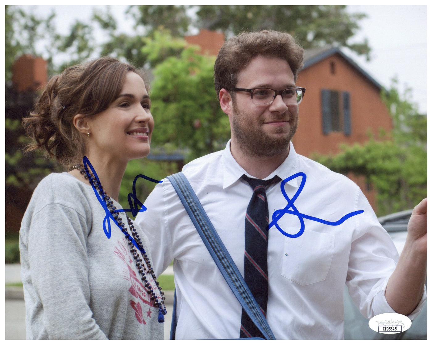 Seth Rogen and Rose Byrne Signed 8x10 Photo Neighbors Autographed JSA COA