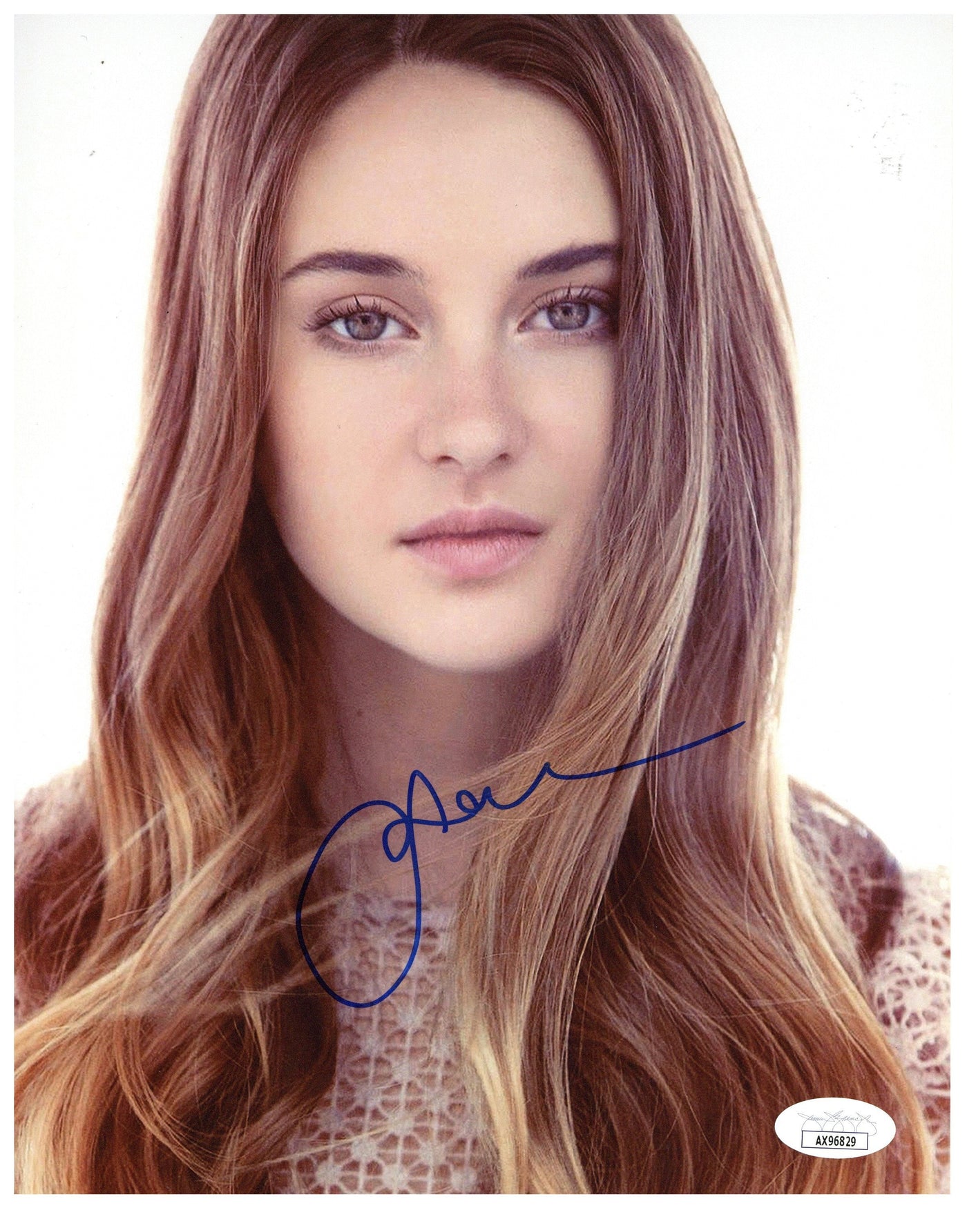 Shailene Woodley Signed 8x10 Photo Divergent Autographed JSA COA #3