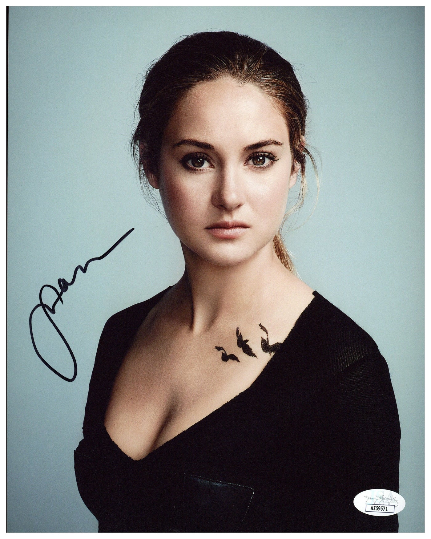 Shailene Woodley Signed 8x10 Photo Divergent Autographed JSA COA #5