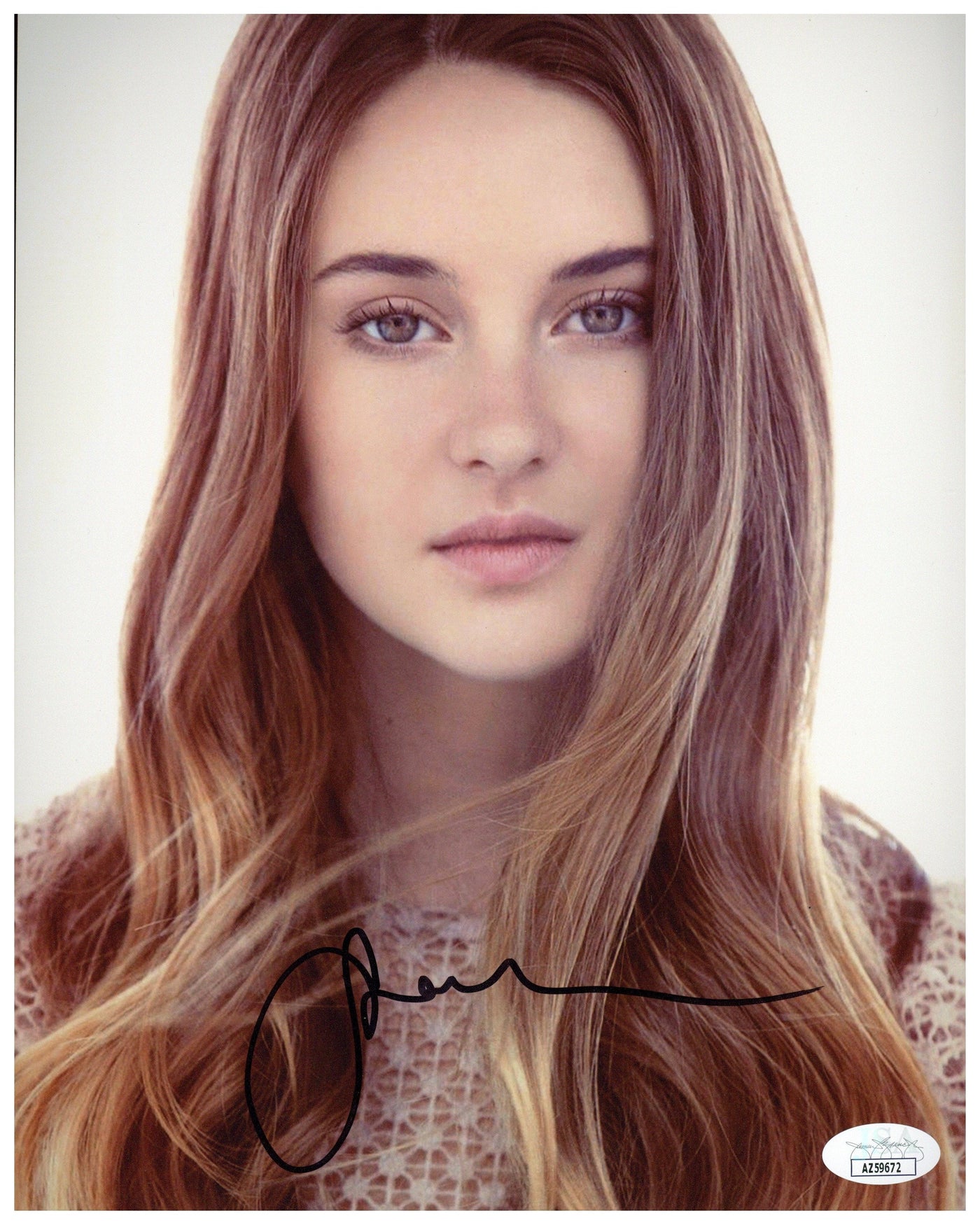 Shailene Woodley Signed 8x10 Photo Insurgent Autographed JSA COA #2