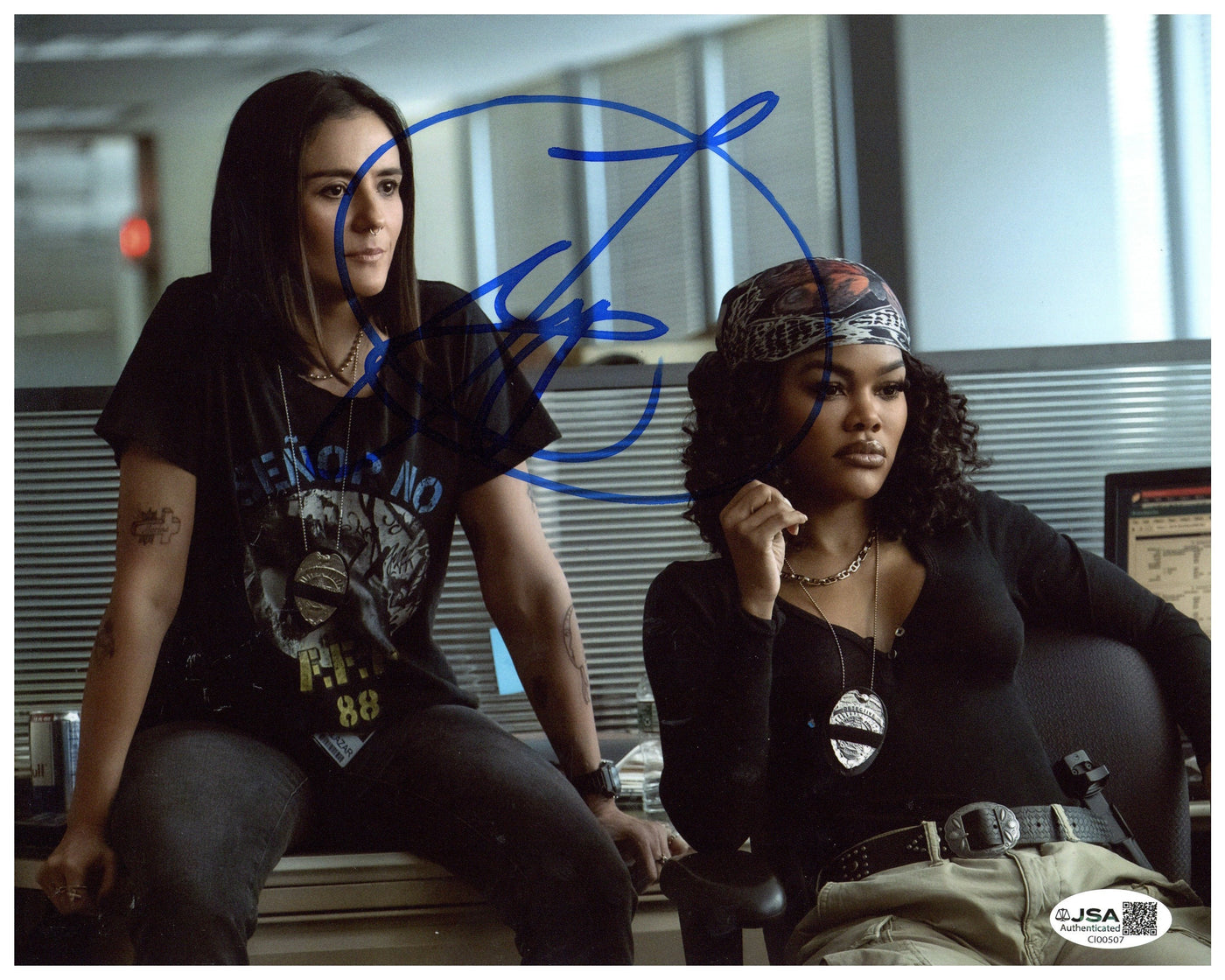 Teyana Taylor Signed 8x10 Photo RIP Autographed JSA COA 2