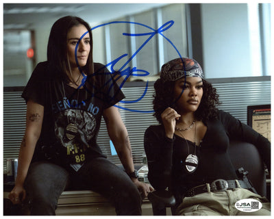 Teyana Taylor Signed 8x10 Photo RIP Autographed JSA COA 2