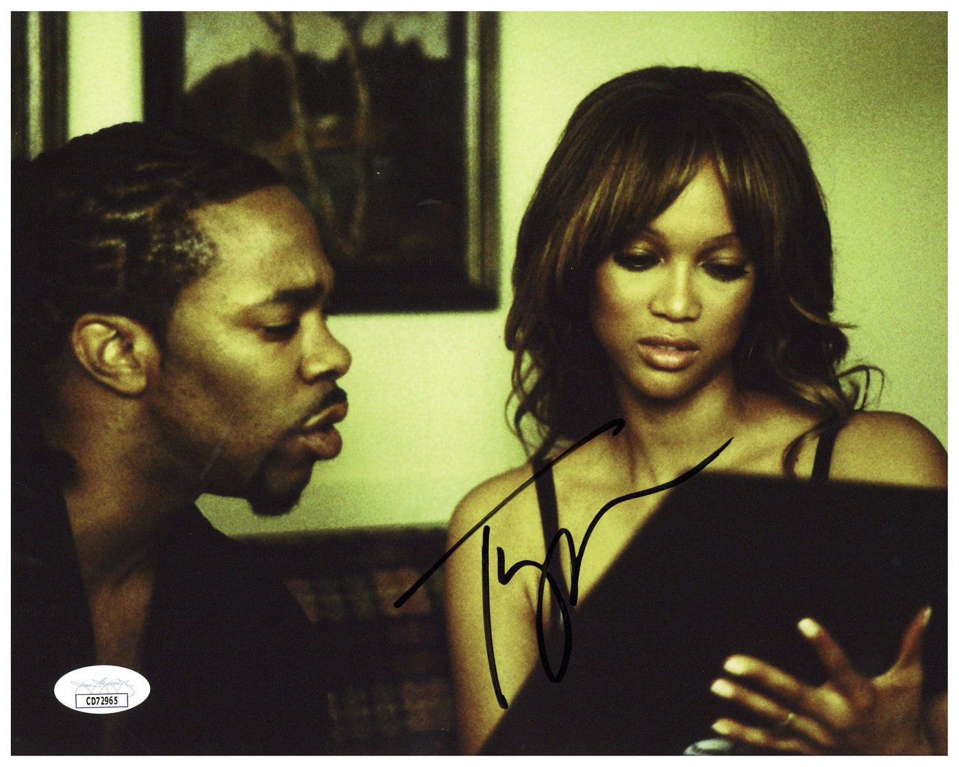 Tyra Banks Signed 8x10 Photo Halloween Resurrection Autographed JSA COA