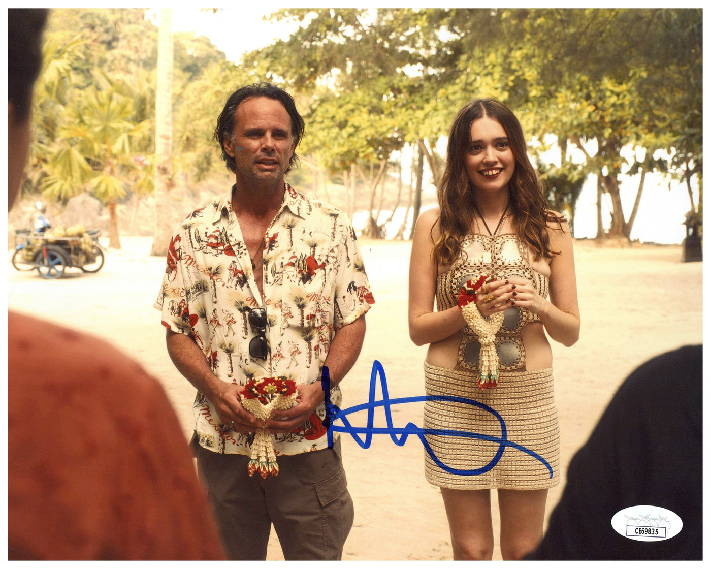 Walton Goggins Signed 8x10 Photo The White Lotus Autographed JSA COA